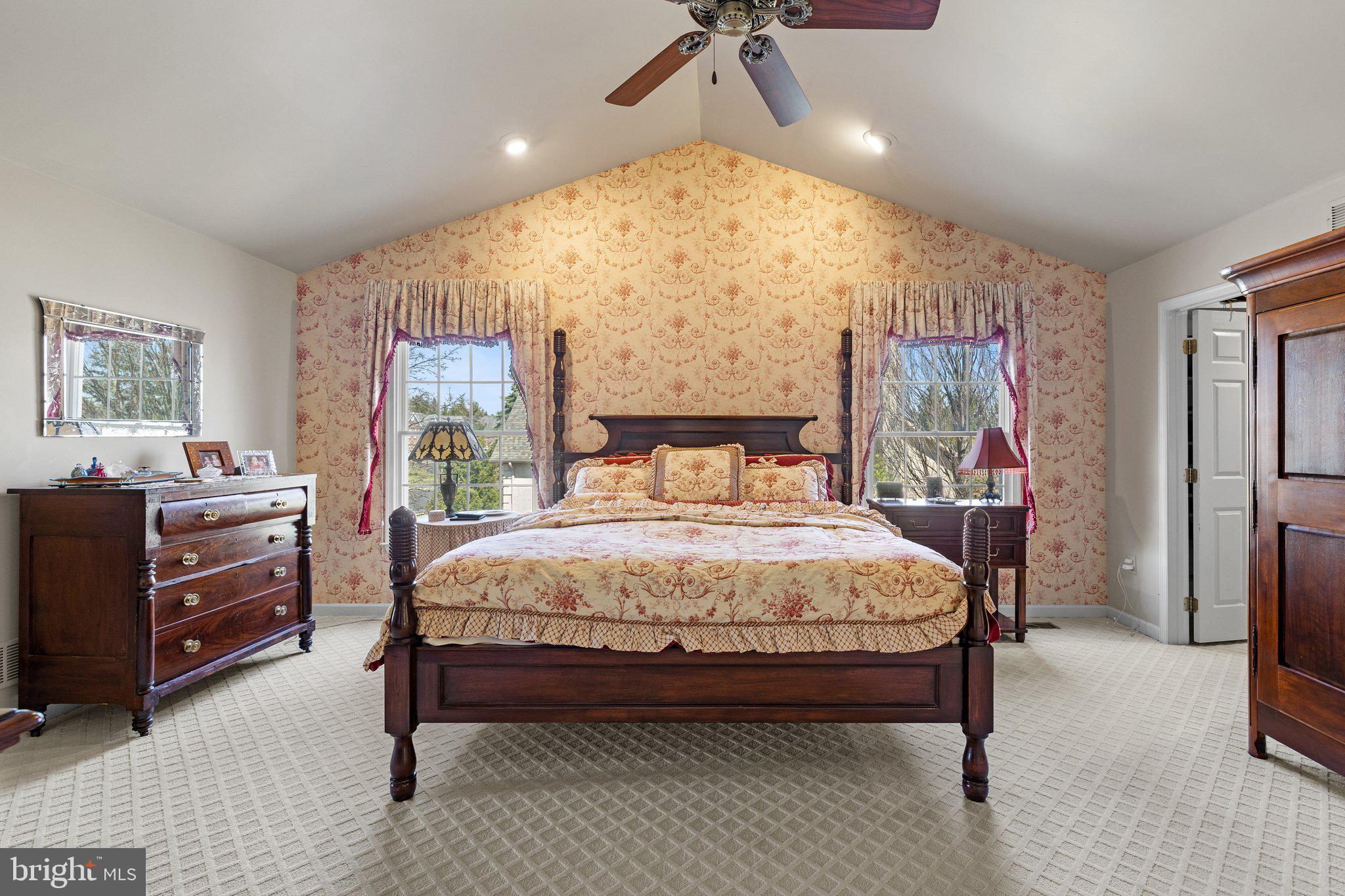 BLUE BELL CC - Residential