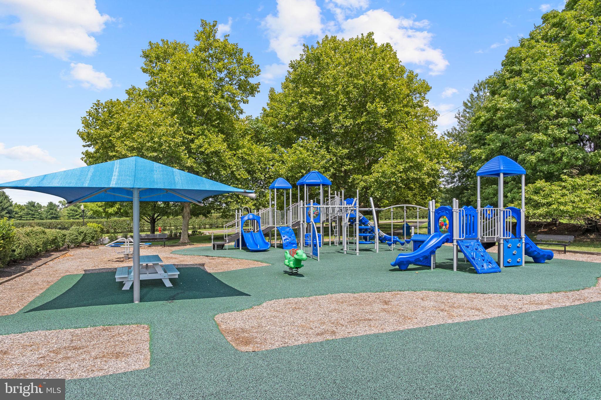 BLUE BELL CC - Residential