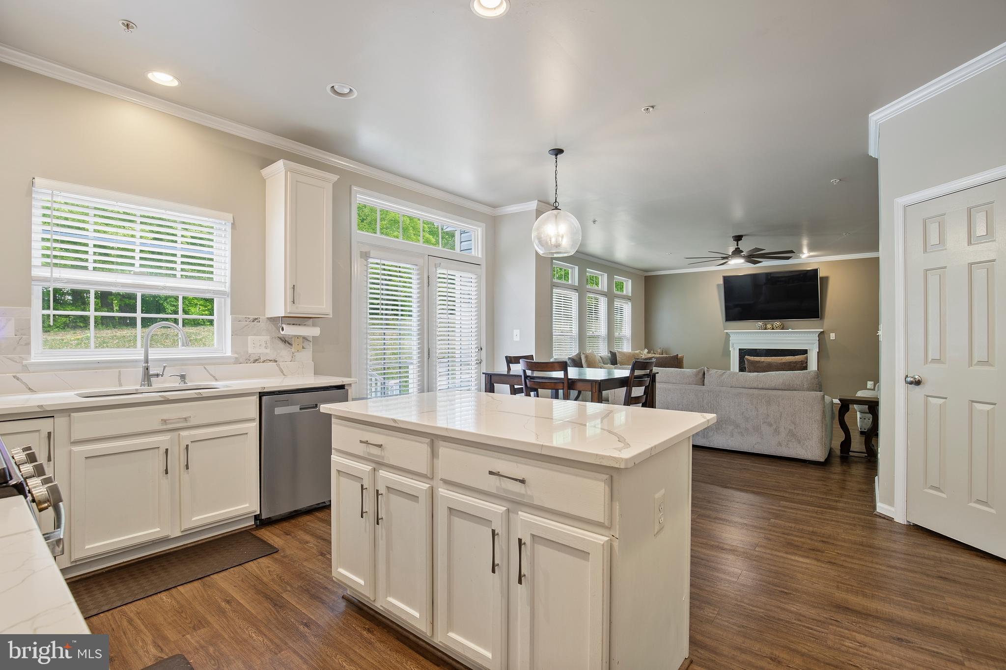 STONEGATE ESTATES - Residential