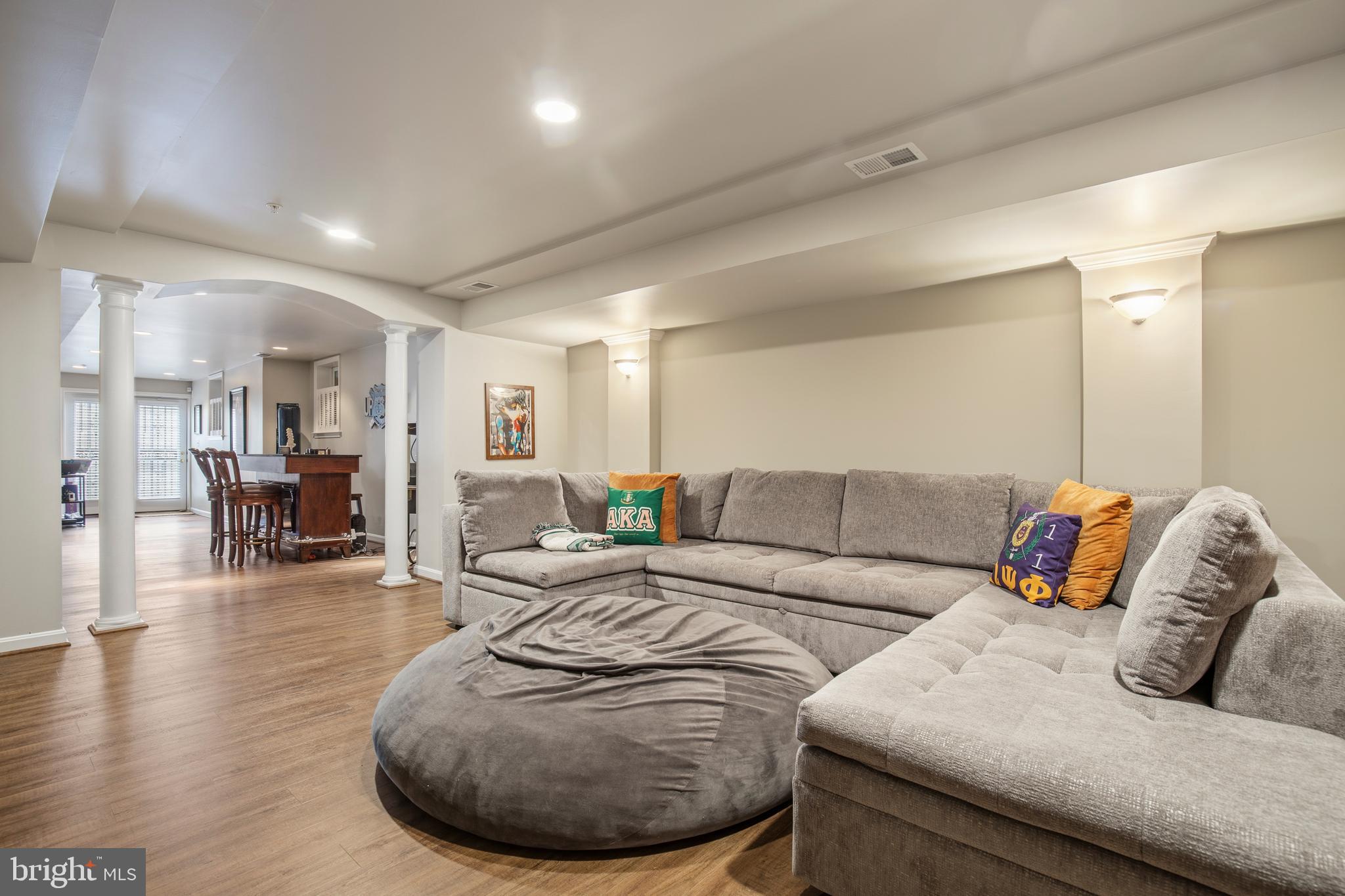 STONEGATE ESTATES - Residential