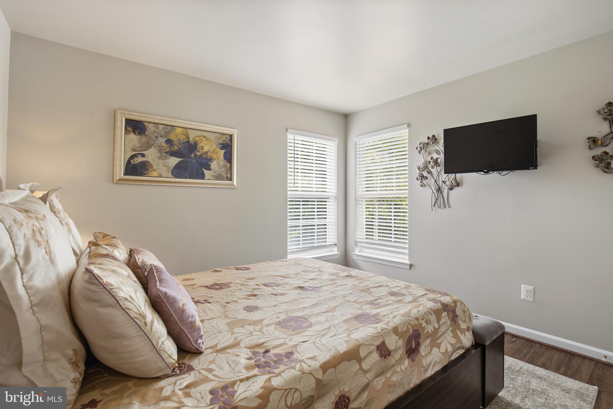 STONEGATE ESTATES - Residential