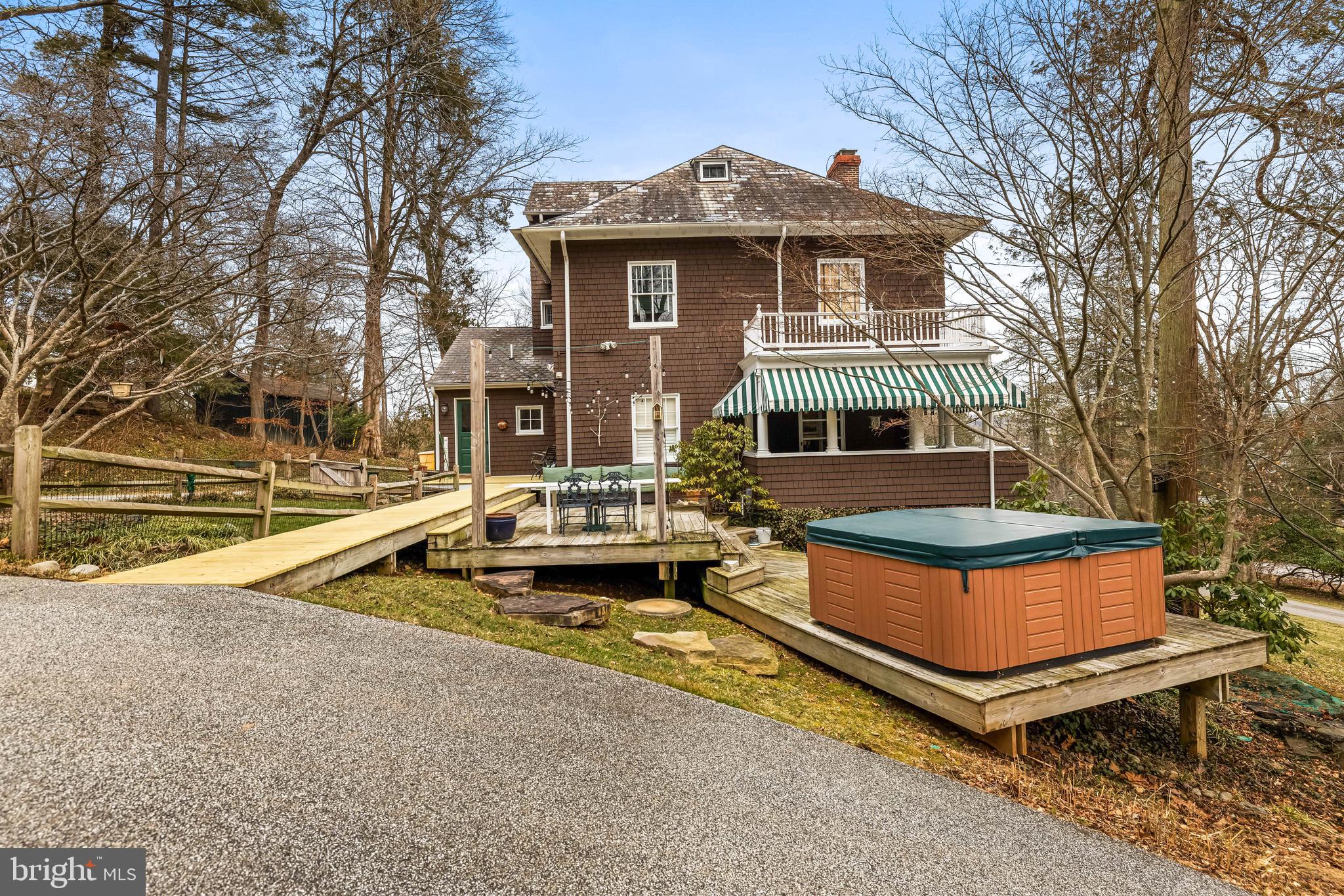 RUXTON - Residential
