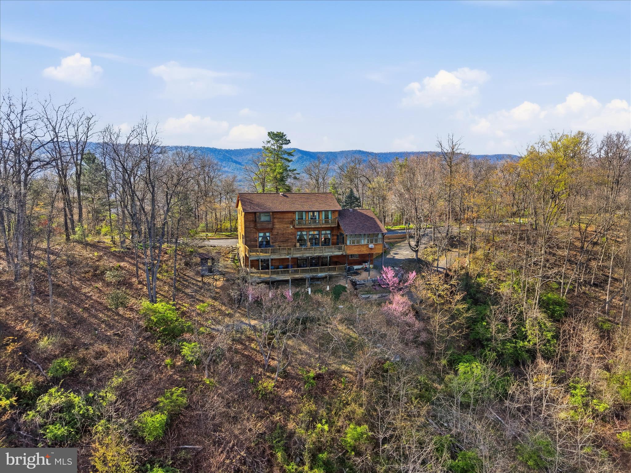 2152 SUPINLICK RIDGE