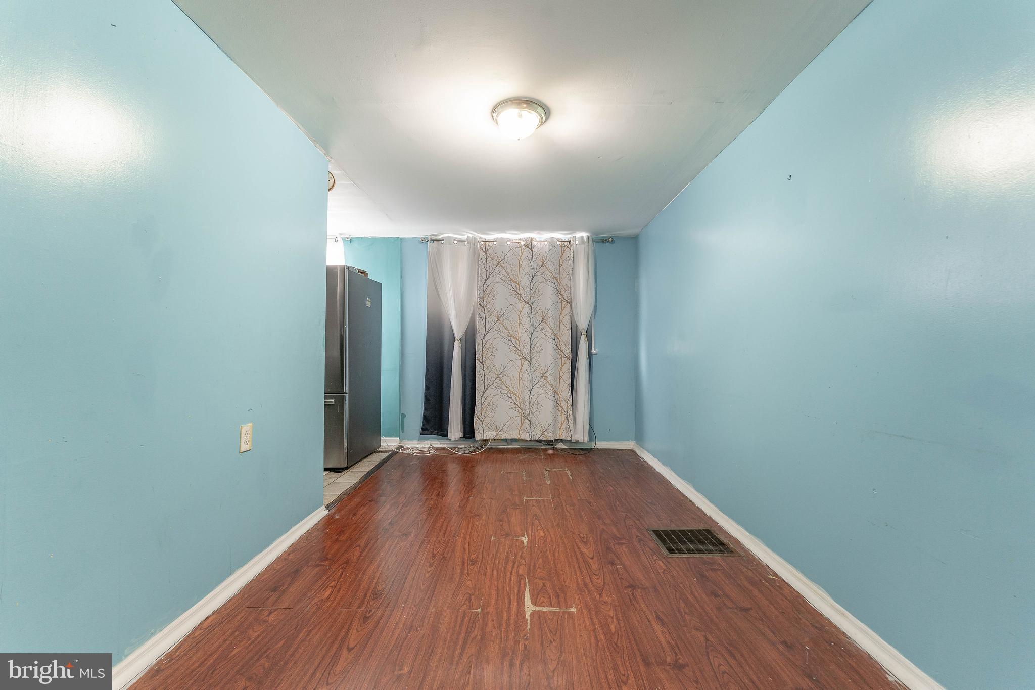 LANSDOWNE PARK - Residential