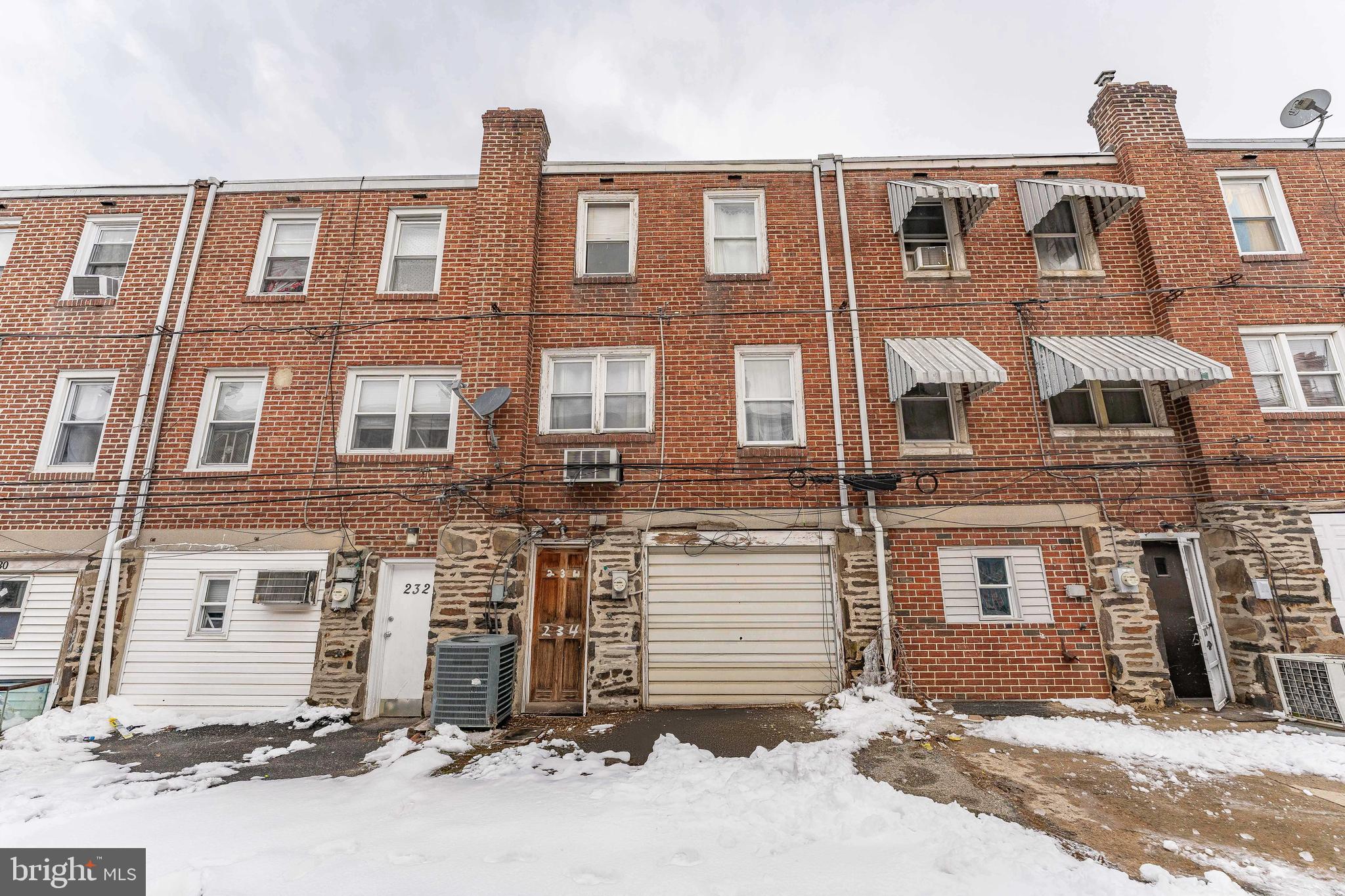 LANSDOWNE PARK - Residential