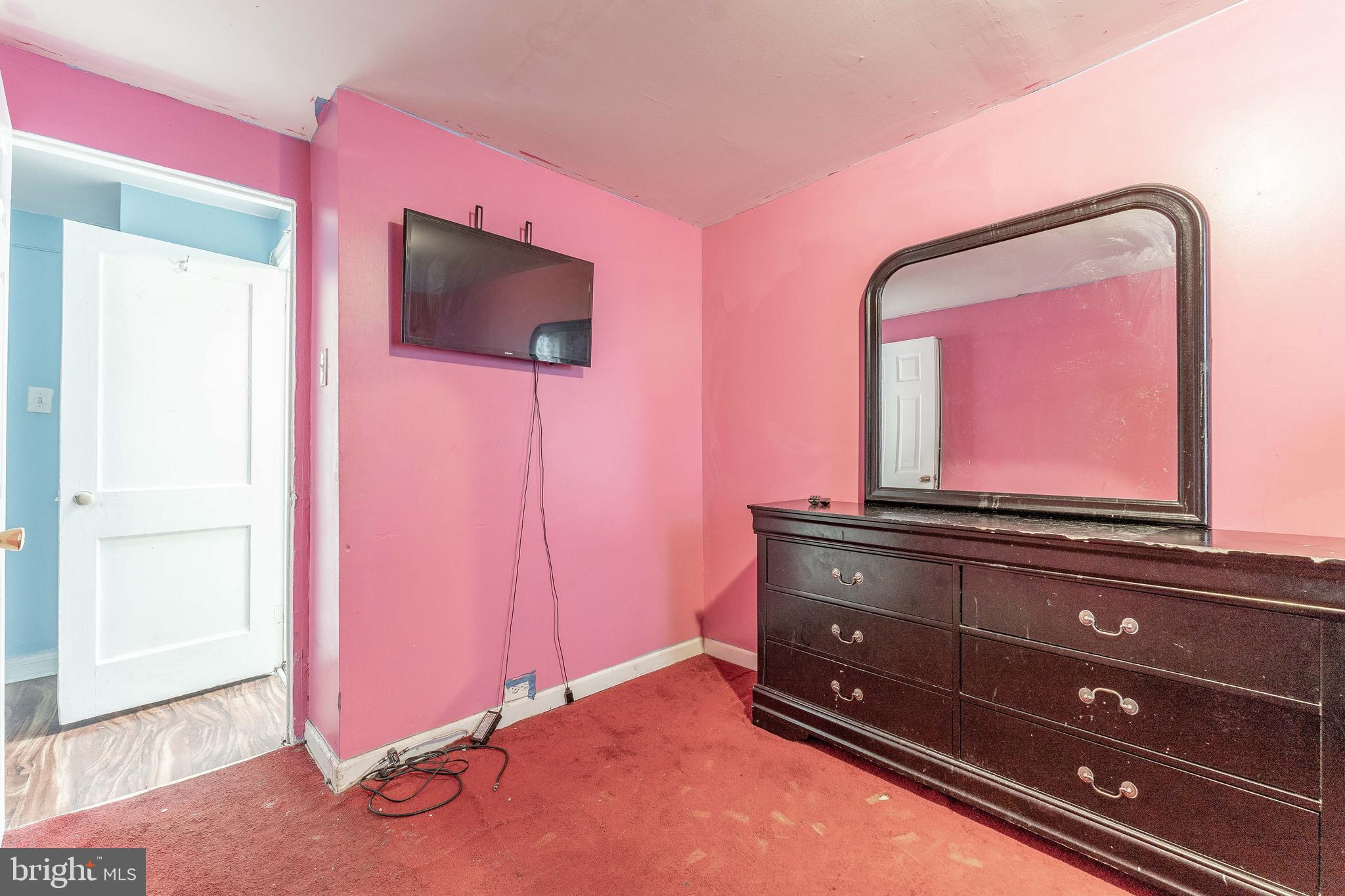 LANSDOWNE PARK - Residential