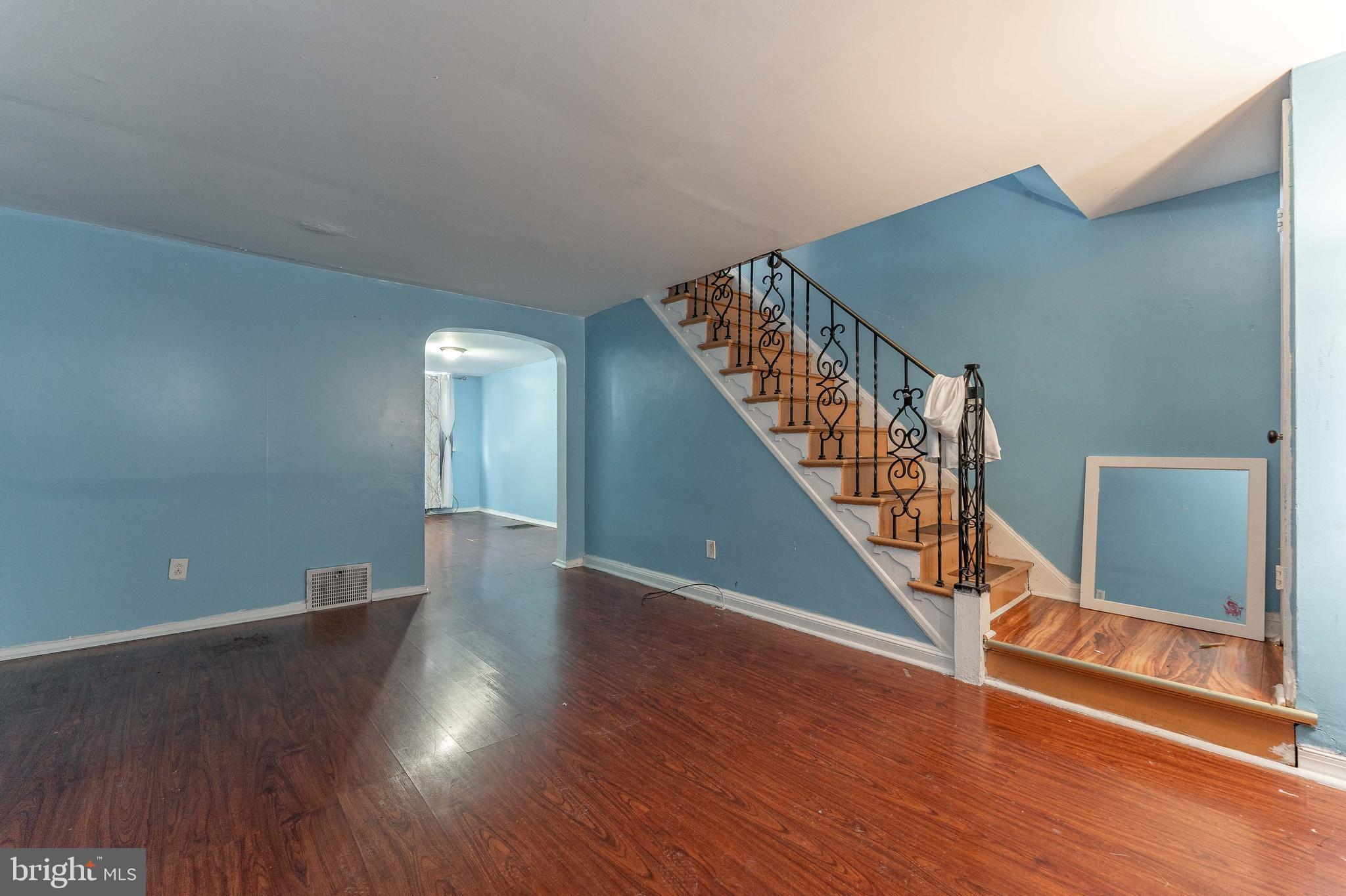 LANSDOWNE PARK - Residential