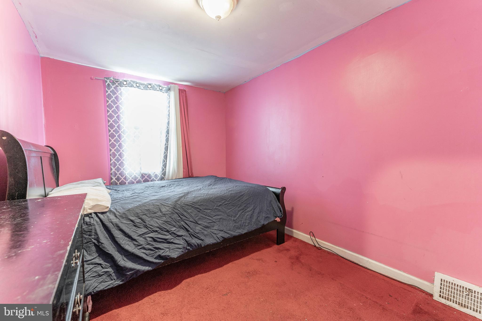 LANSDOWNE PARK - Residential