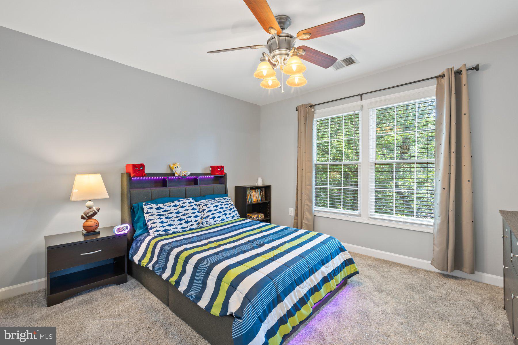 ASHBURN STATION - Residential