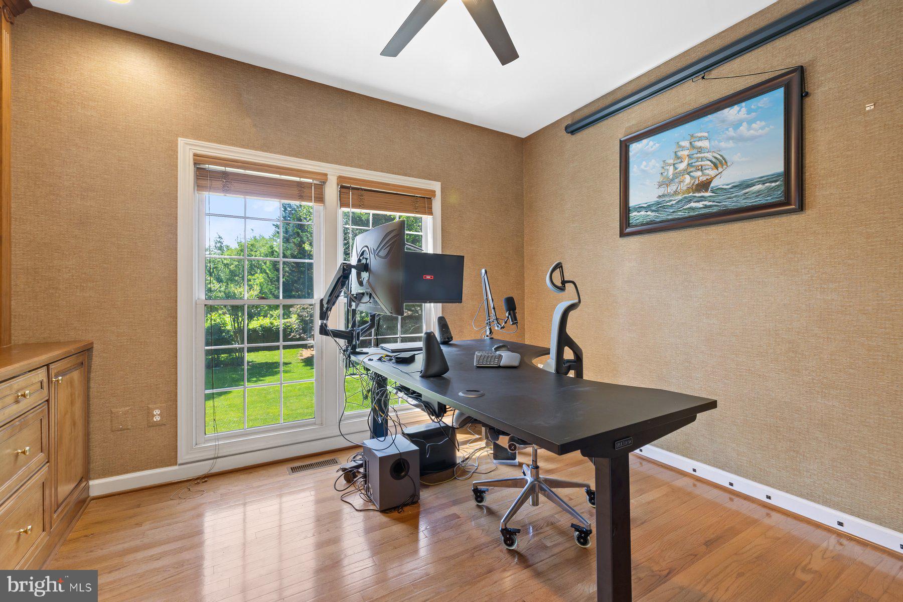 ASHBURN STATION - Residential