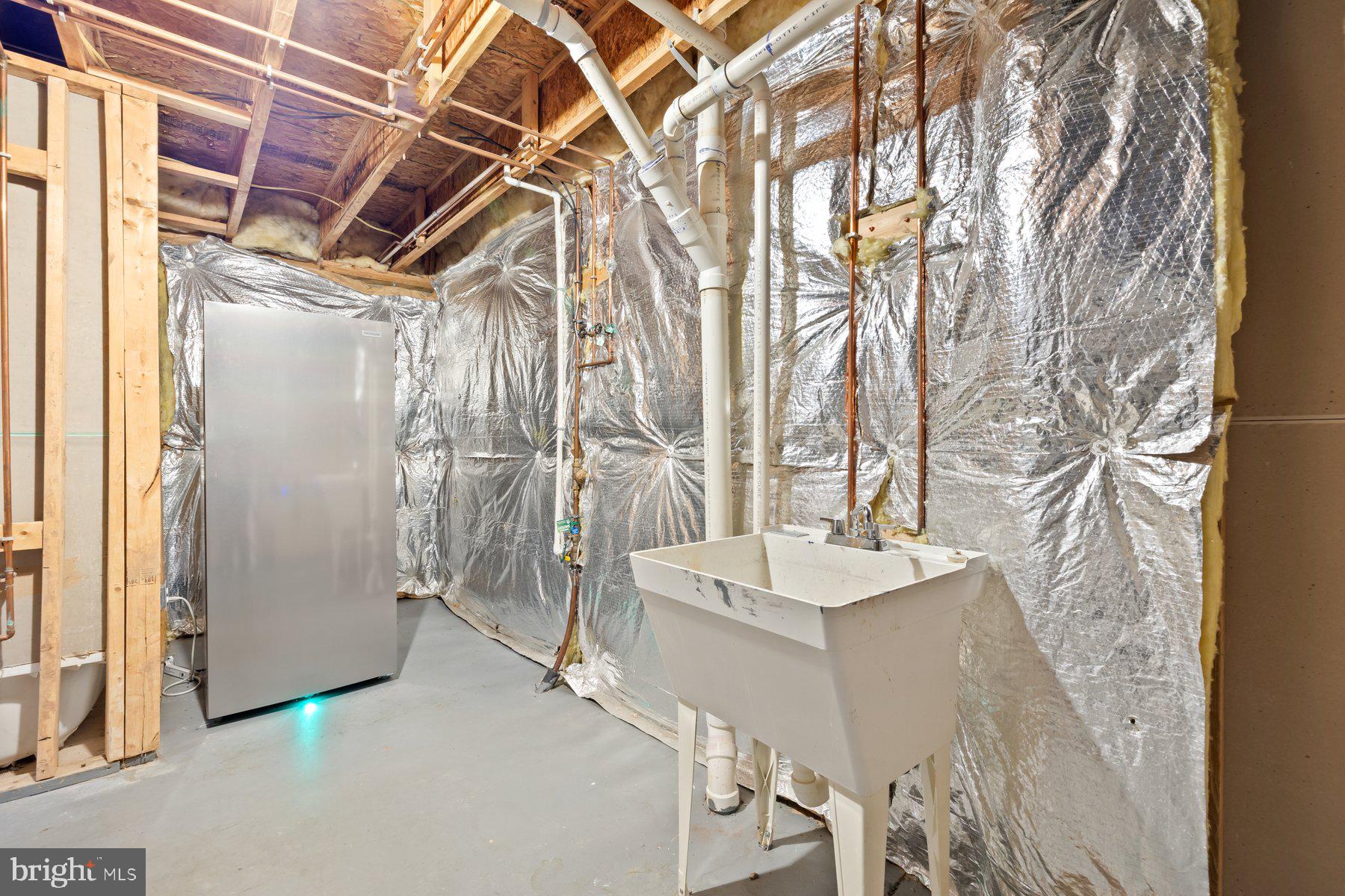 ASHBURN STATION - Residential