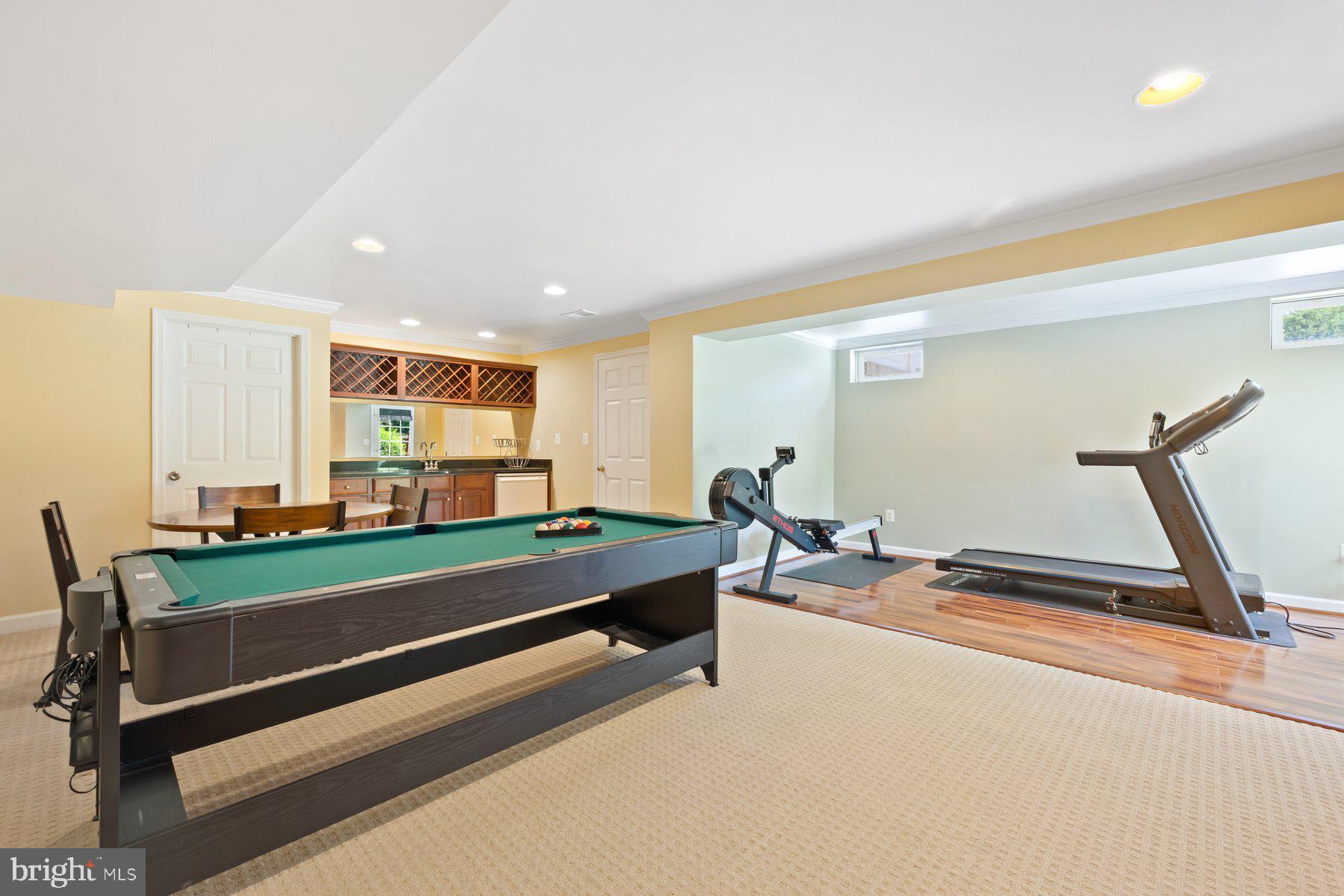 ASHBURN STATION - Residential