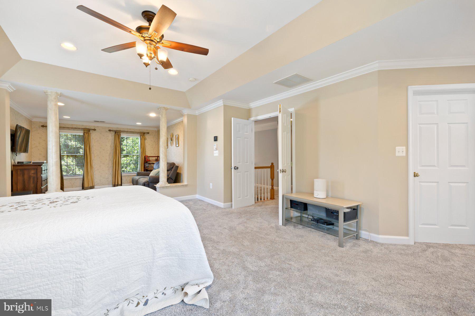 ASHBURN STATION - Residential