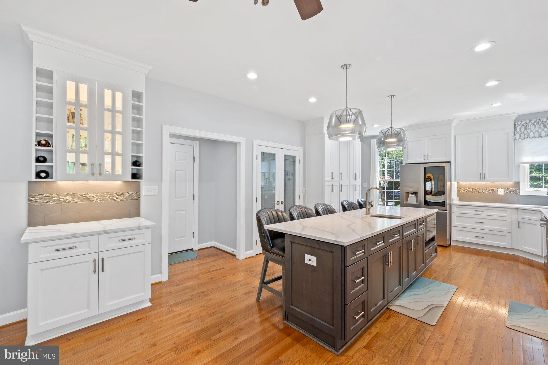 ASHBURN STATION - Residential