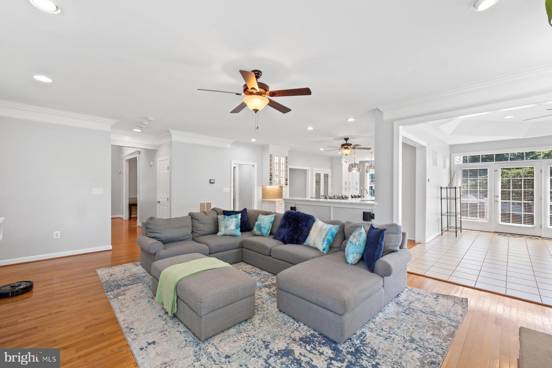 ASHBURN STATION - Residential