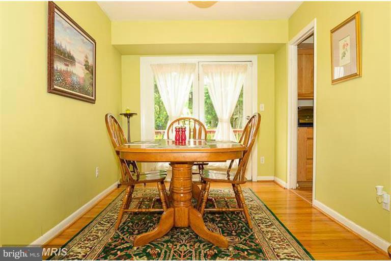 VIENNA WOODS - Residential Lease