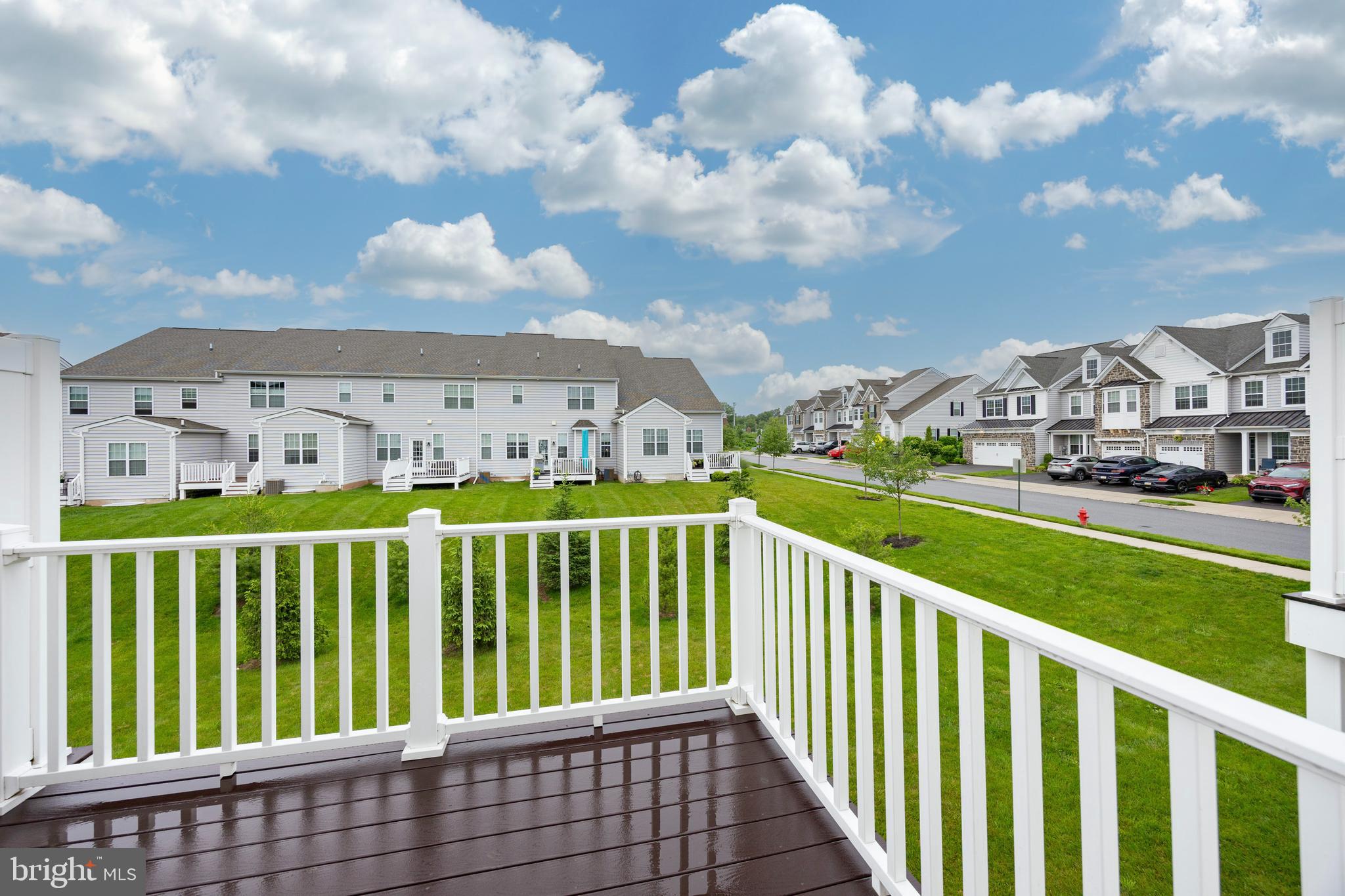 COURTS AT BRYNWOOD - Residential Lease