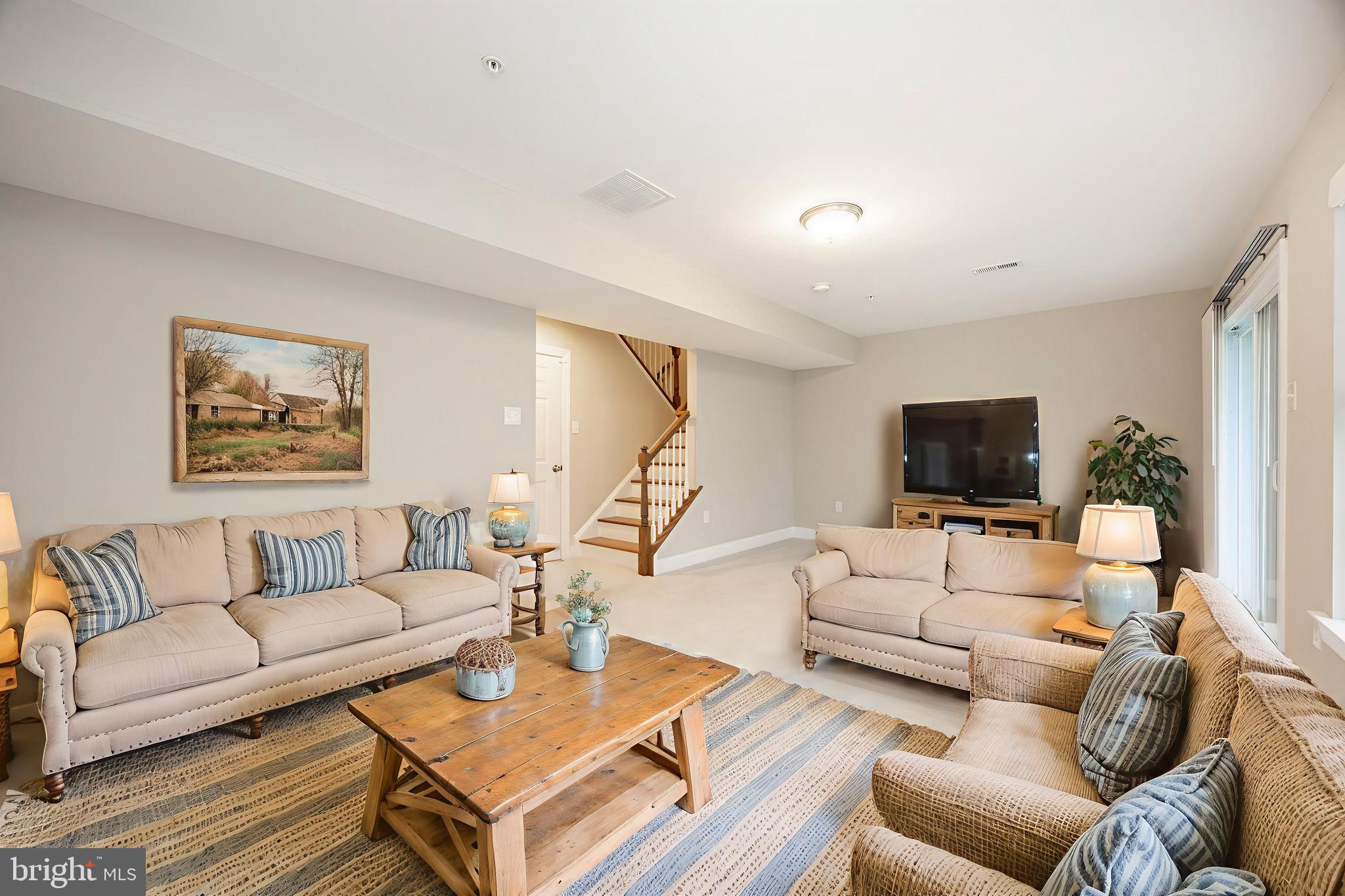 COURTS AT BRYNWOOD - Residential Lease