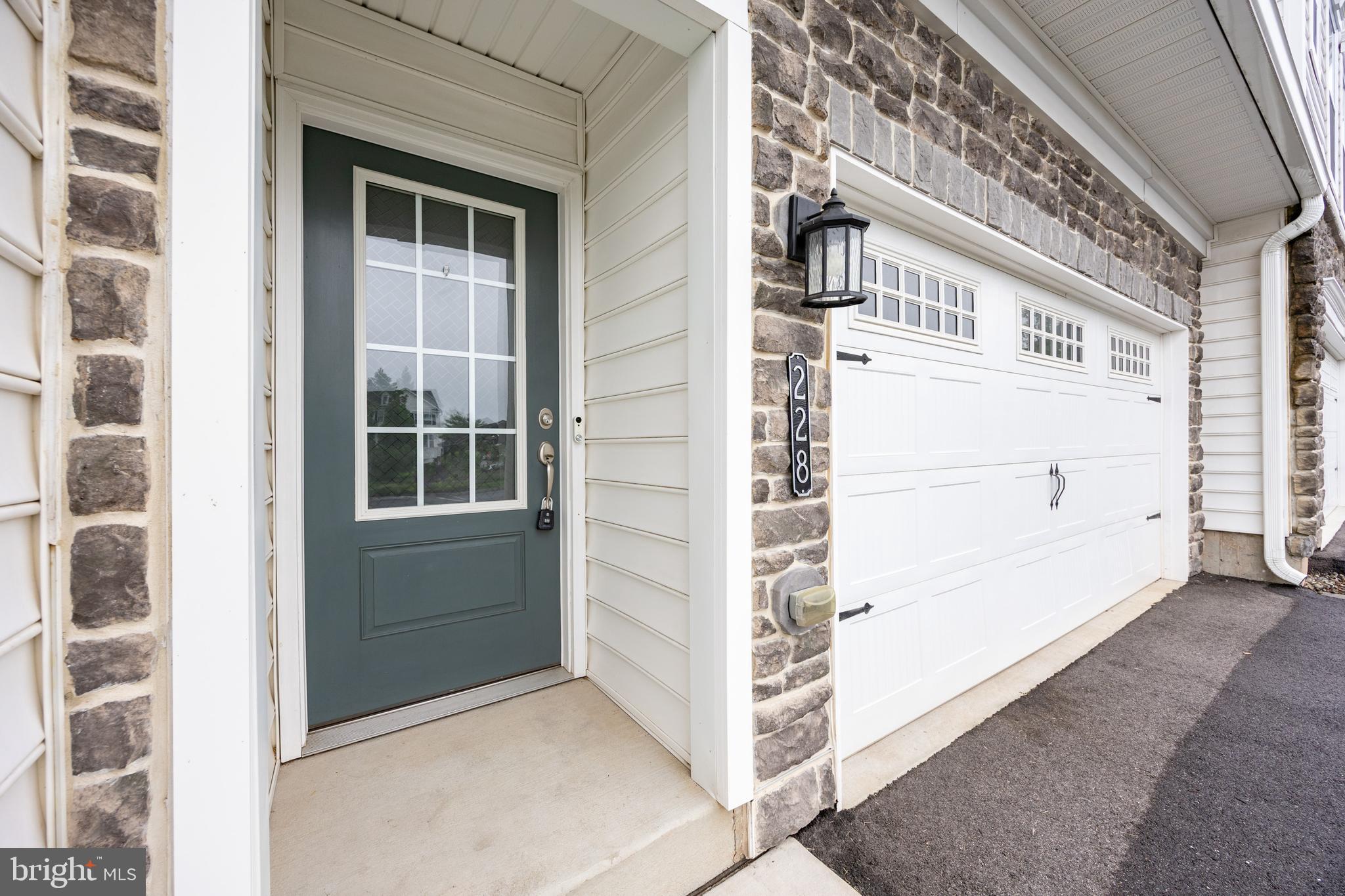 228 CADENCE COURT