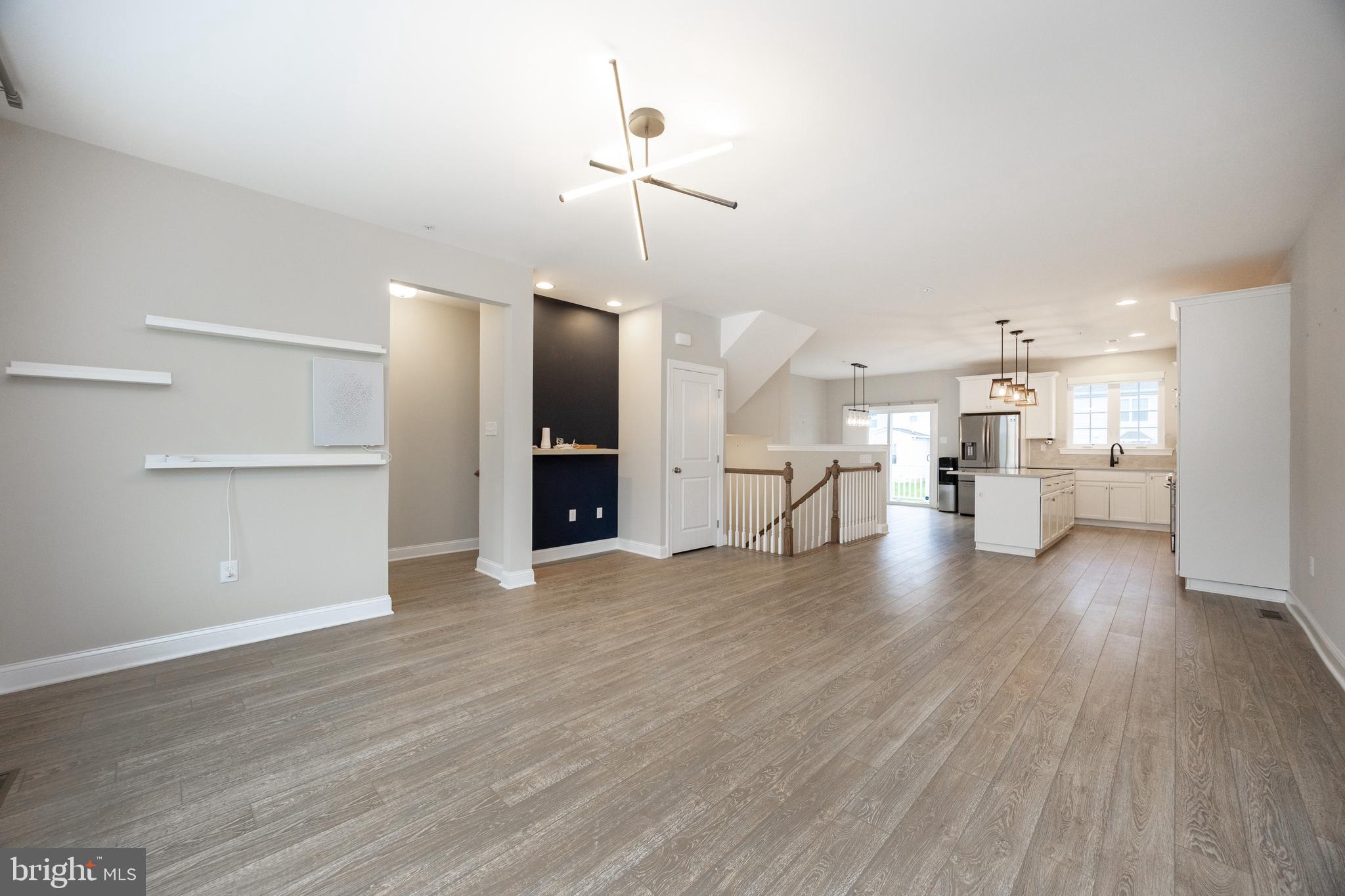 COURTS AT BRYNWOOD - Residential Lease