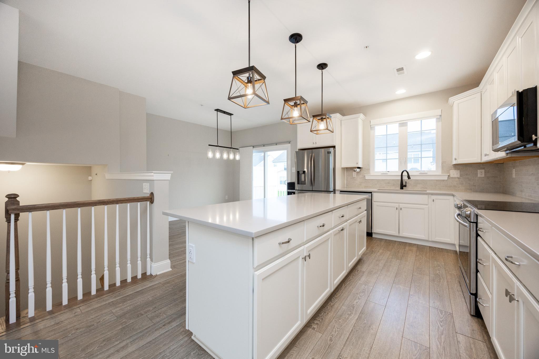 COURTS AT BRYNWOOD - Residential Lease