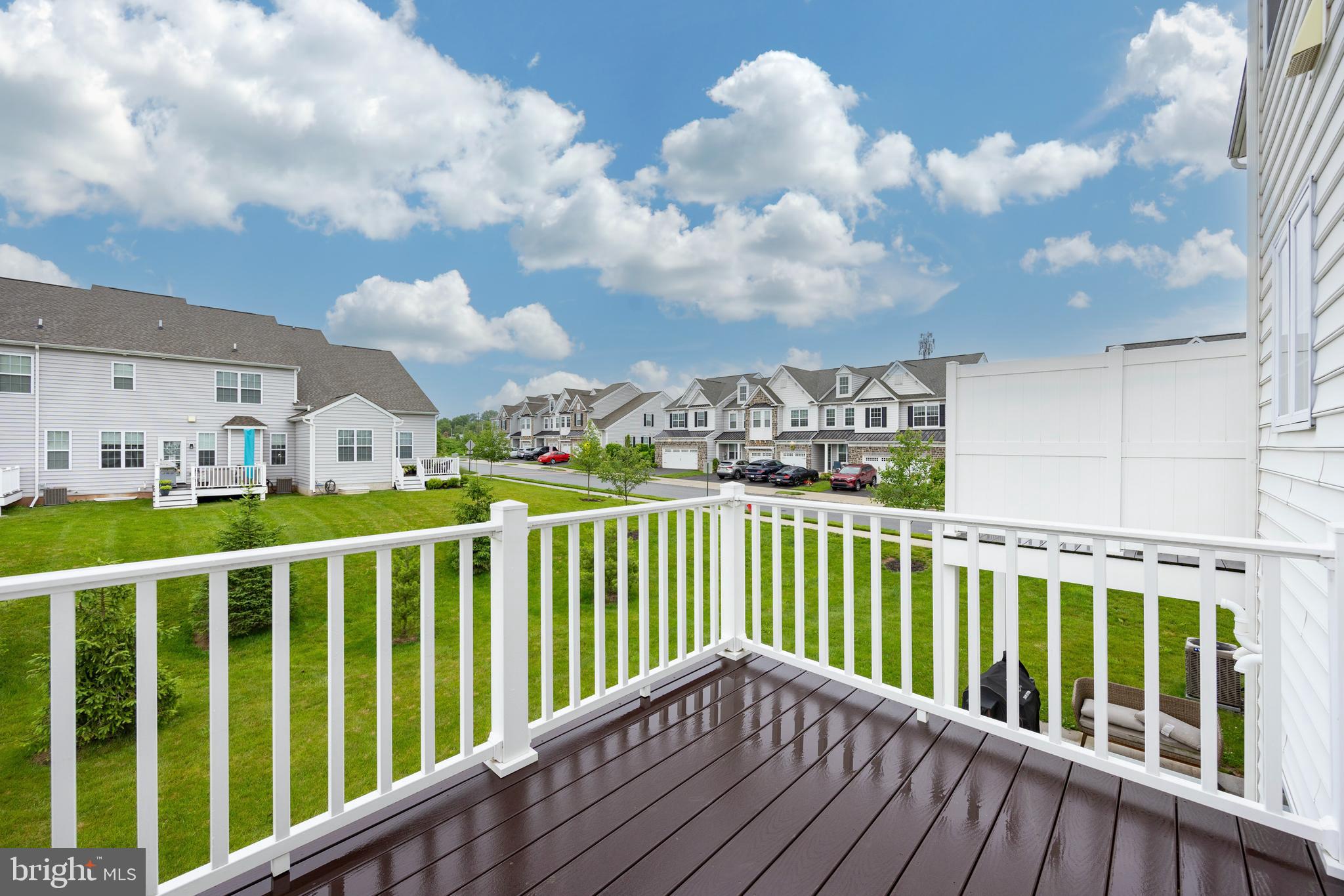 COURTS AT BRYNWOOD - Residential Lease