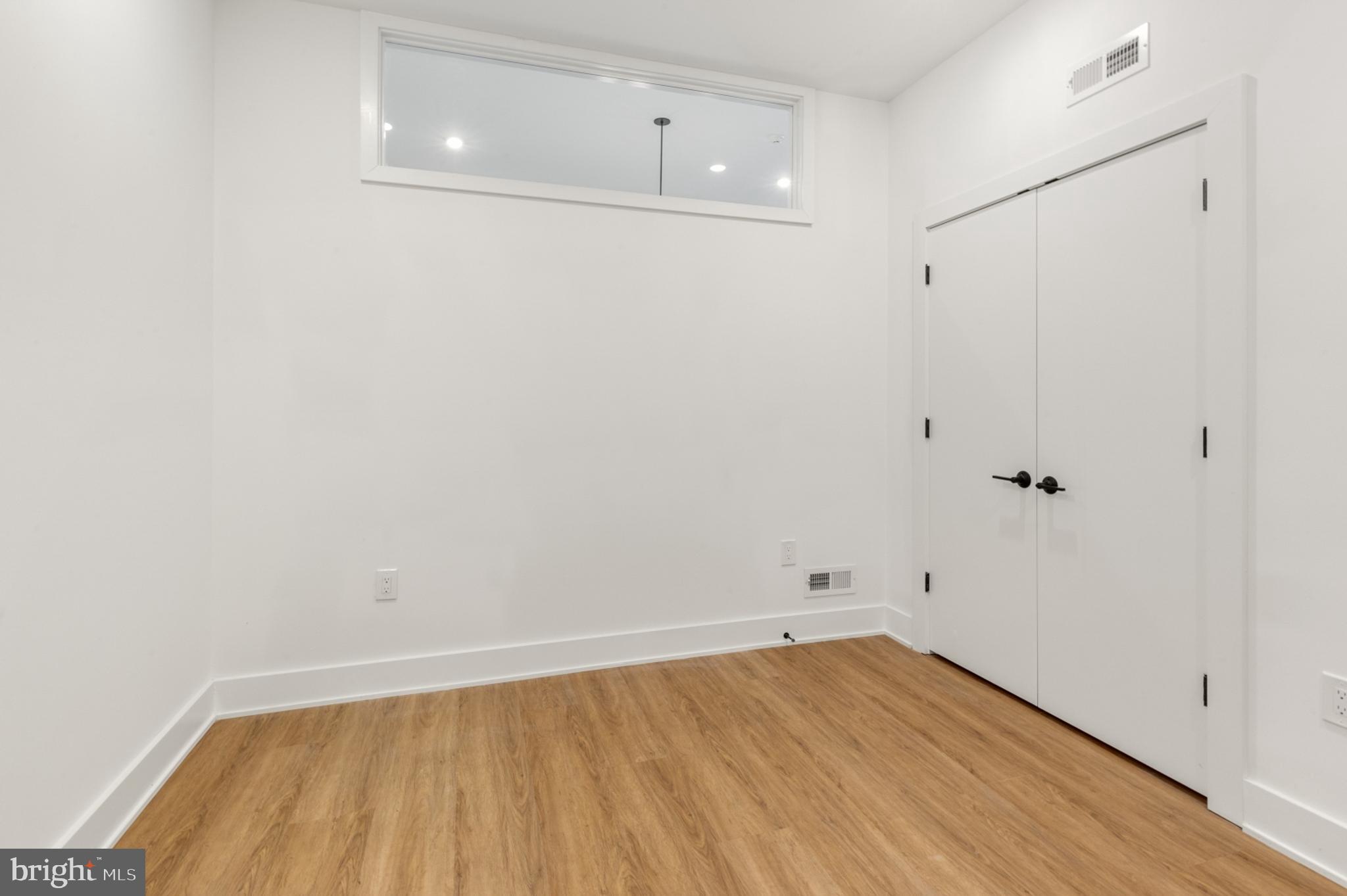 PASSYUNK SQUARE - Residential Lease