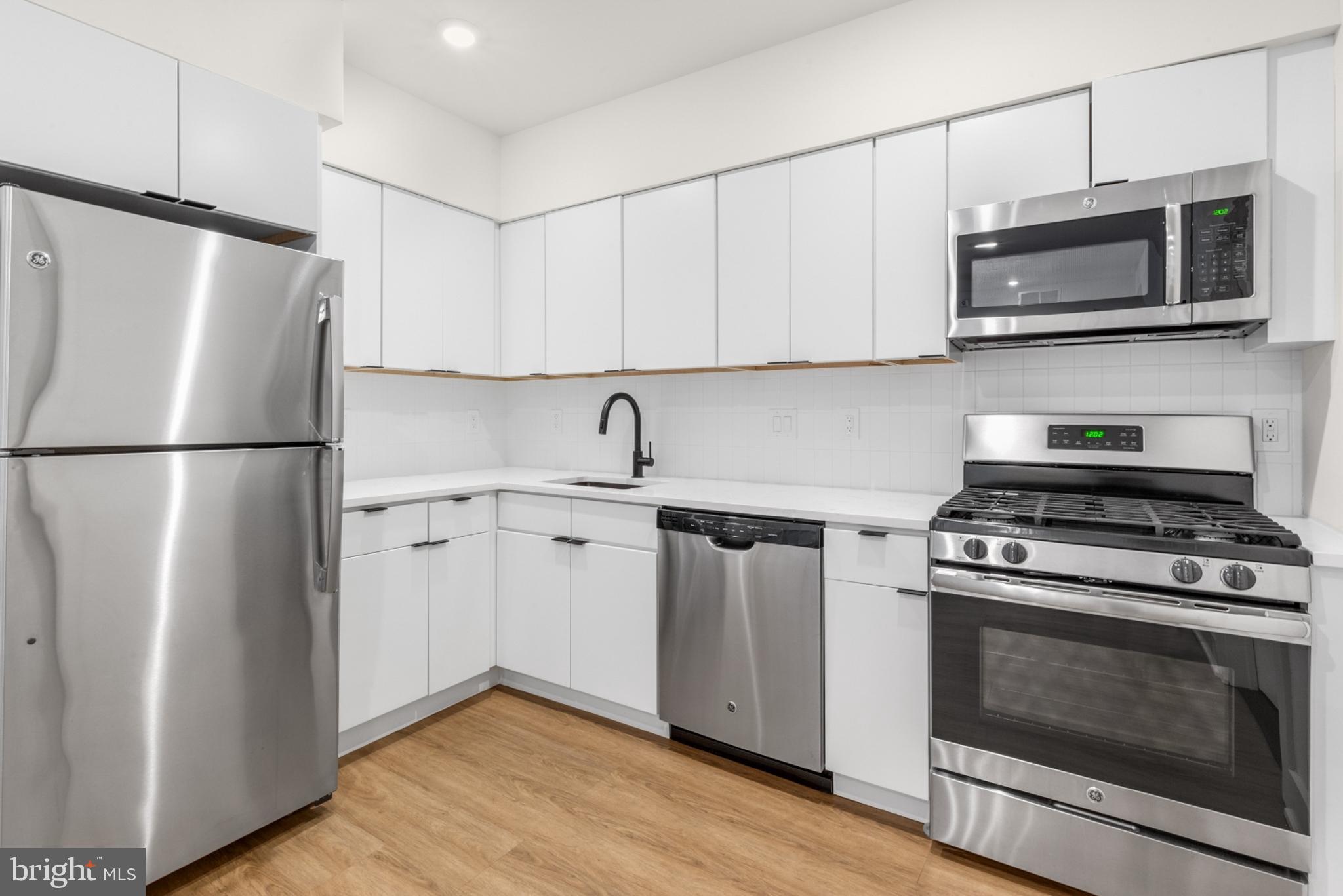 PASSYUNK SQUARE - Residential Lease