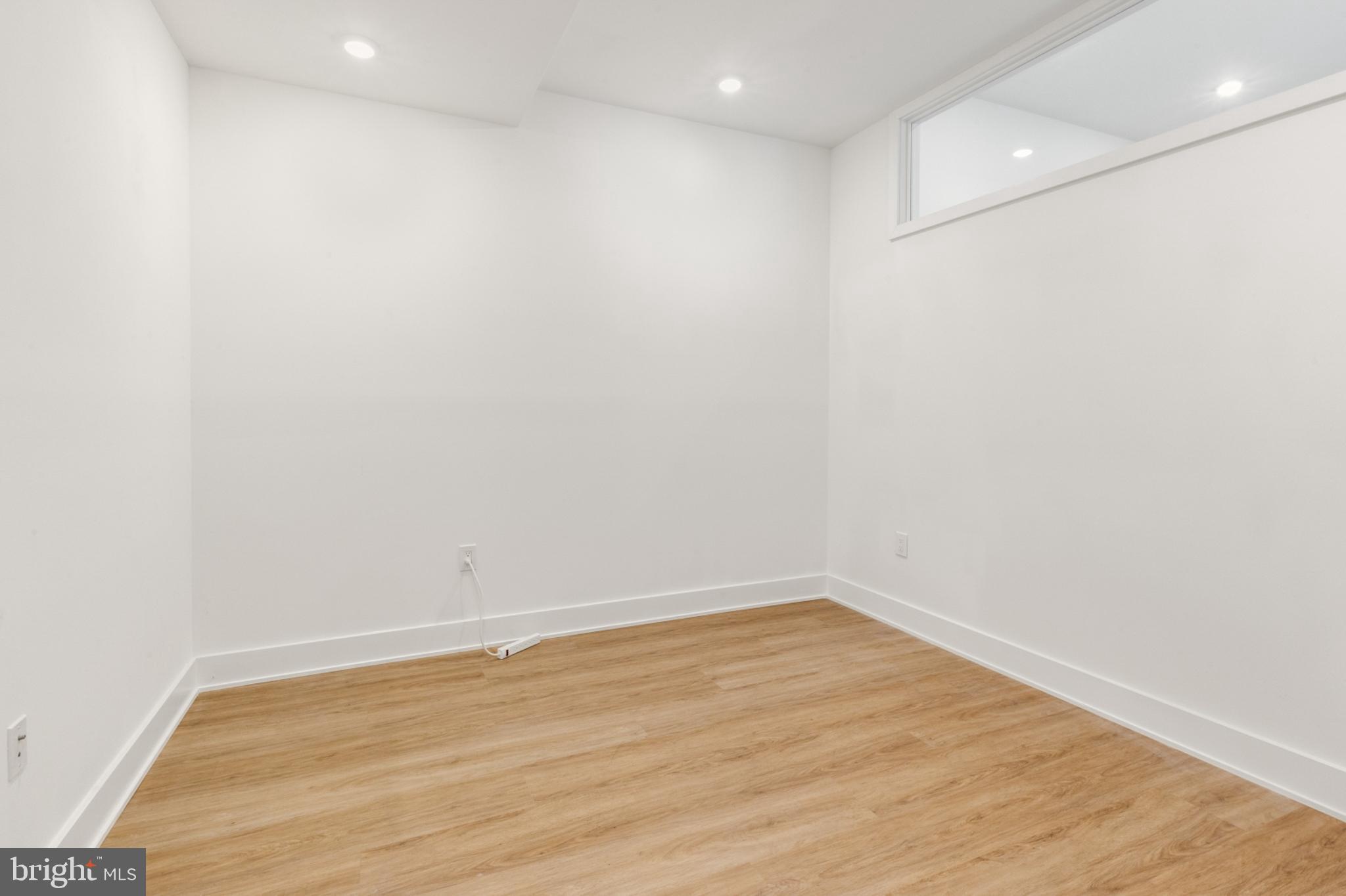 PASSYUNK SQUARE - Residential Lease