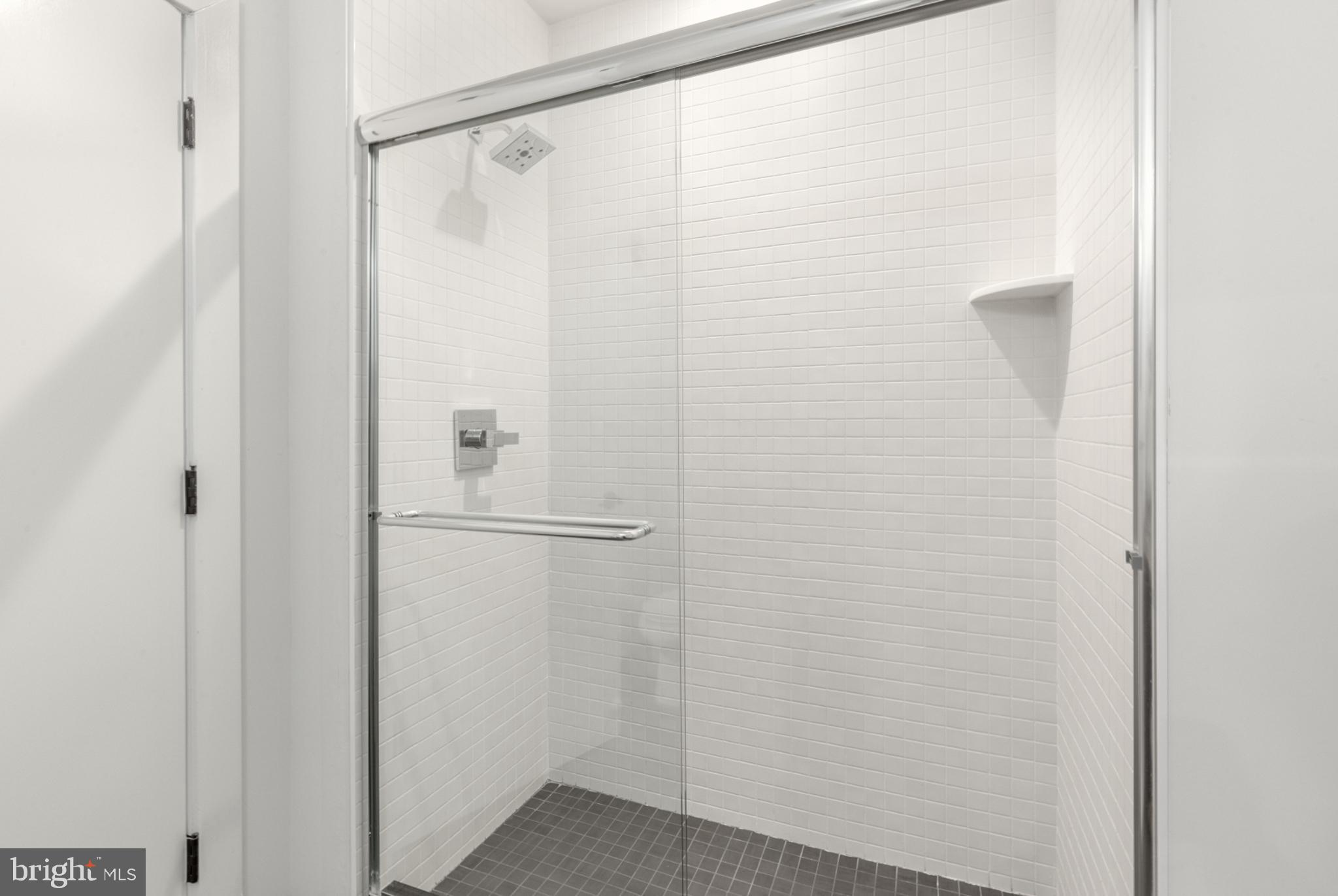 PASSYUNK SQUARE - Residential Lease