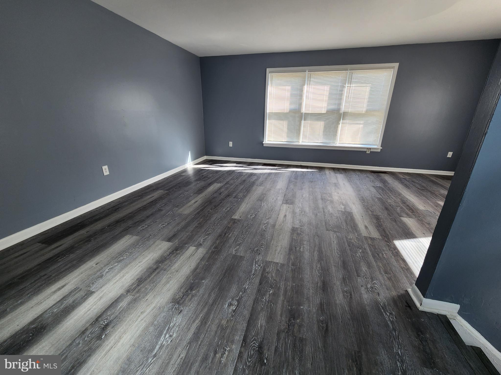 PRINCE PL AT NORTHAMPTOM - Residential Lease