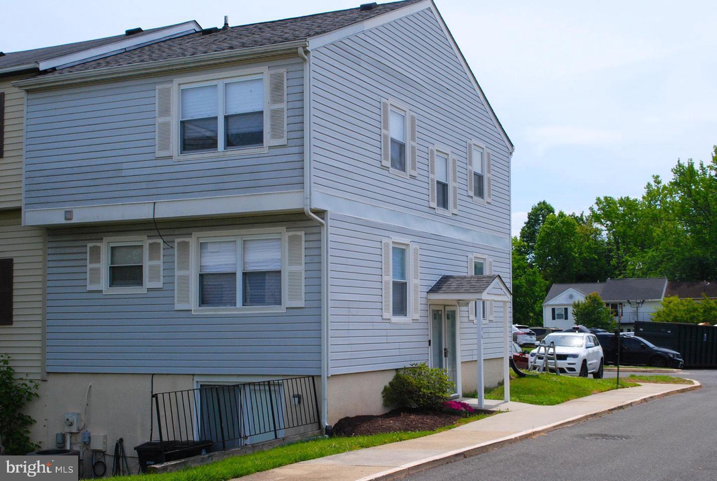 PRINCE PL AT NORTHAMPTOM - Residential Lease