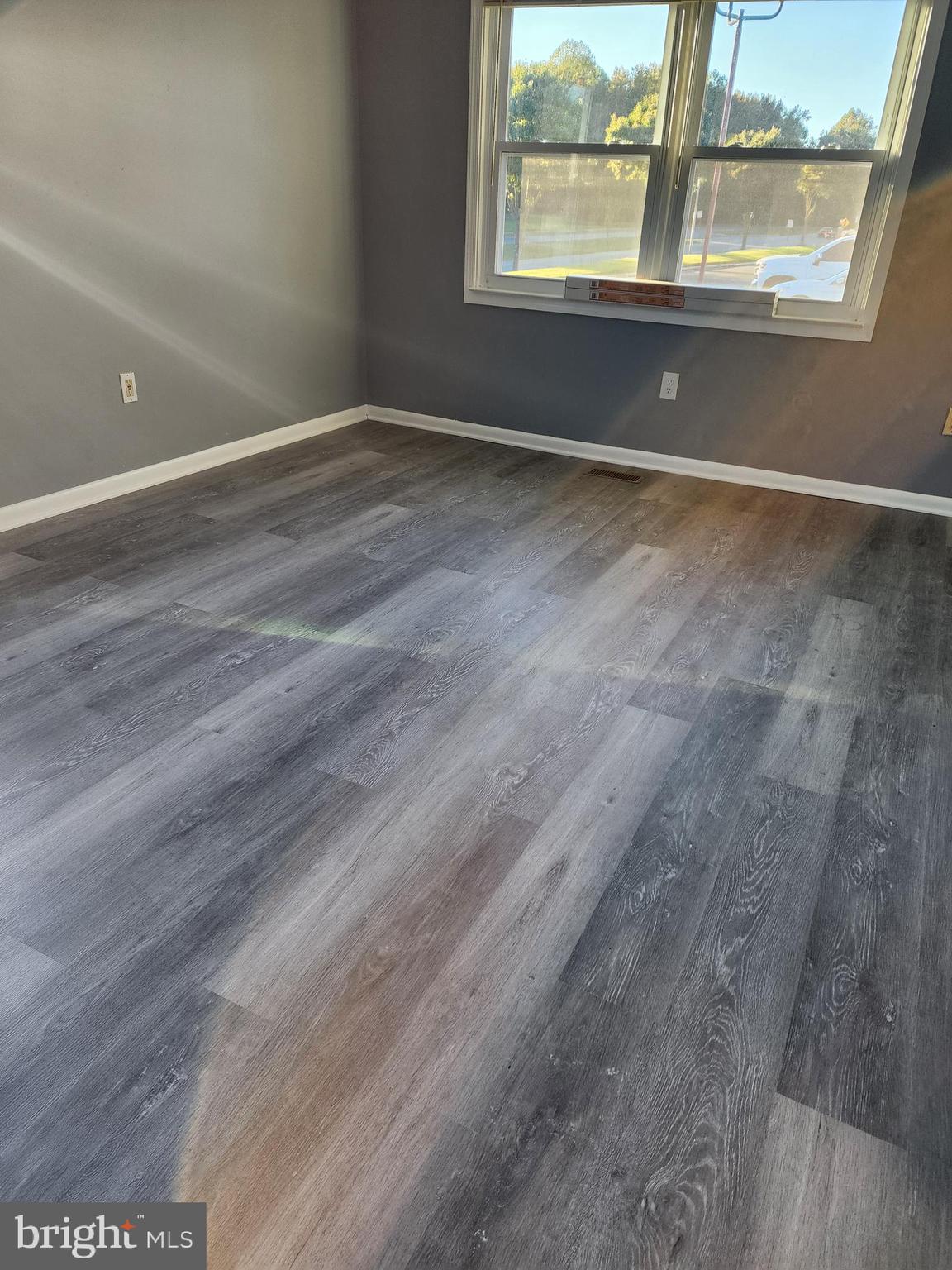 PRINCE PL AT NORTHAMPTOM - Residential Lease