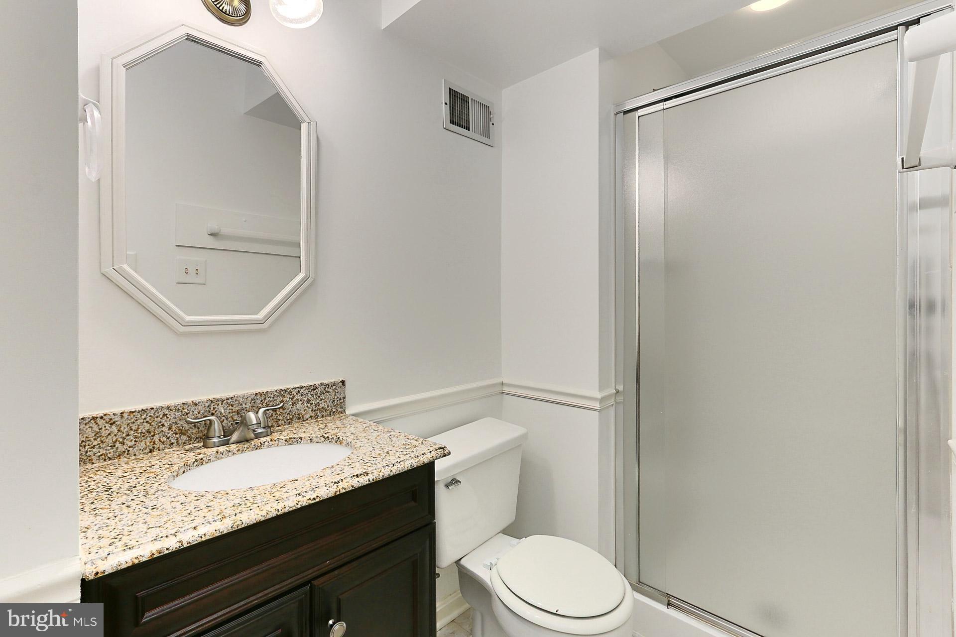 FAIRFAX STATION - Residential