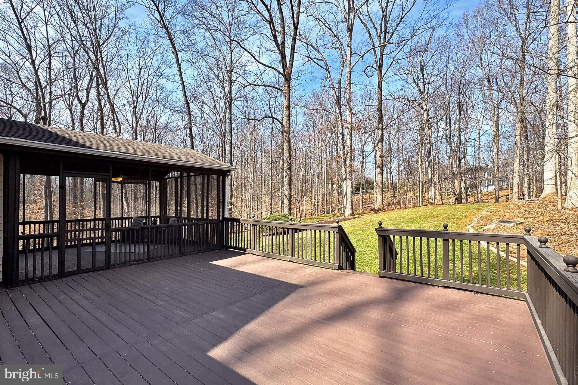 FAIRFAX STATION - Residential