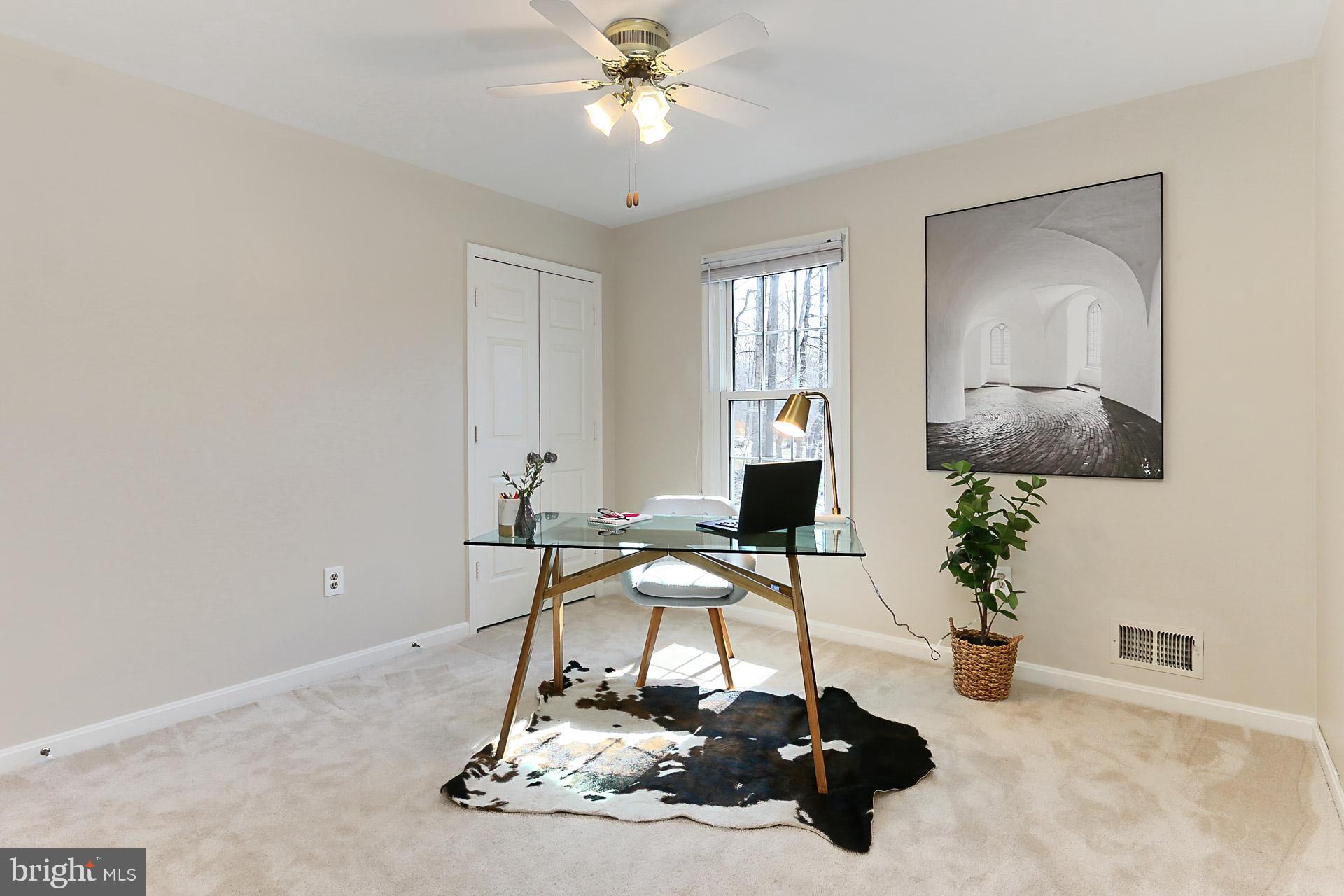 FAIRFAX STATION - Residential