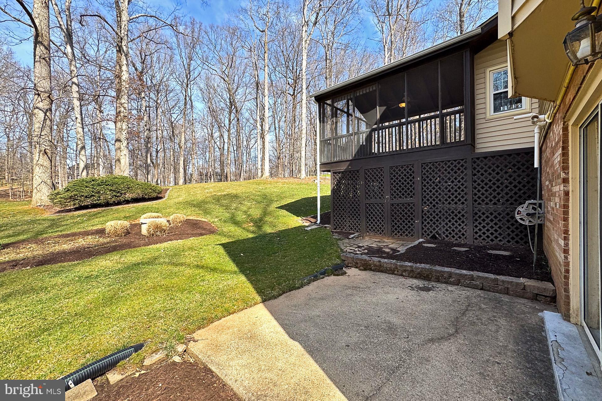 FAIRFAX STATION - Residential