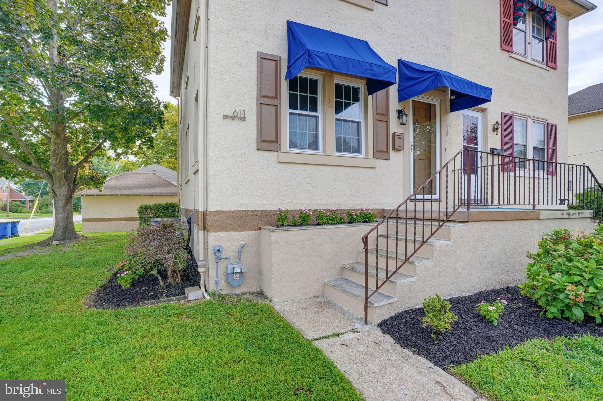 611 DEEMER PLACE