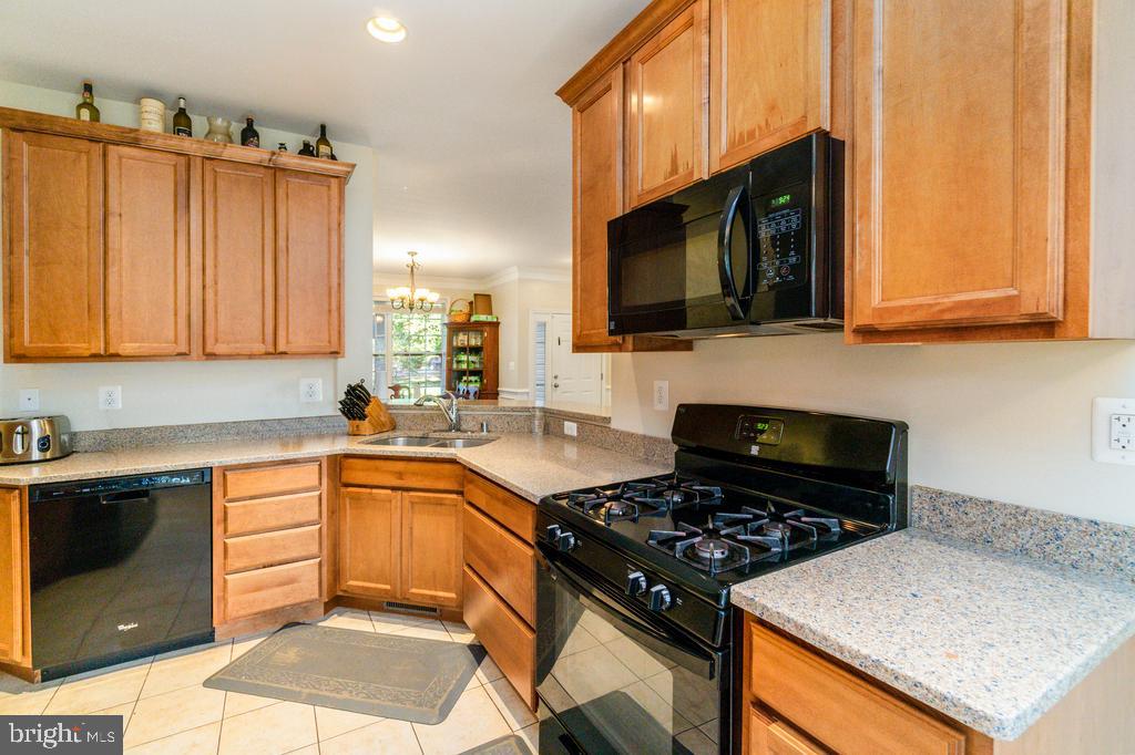 GRAY MANOR - Residential