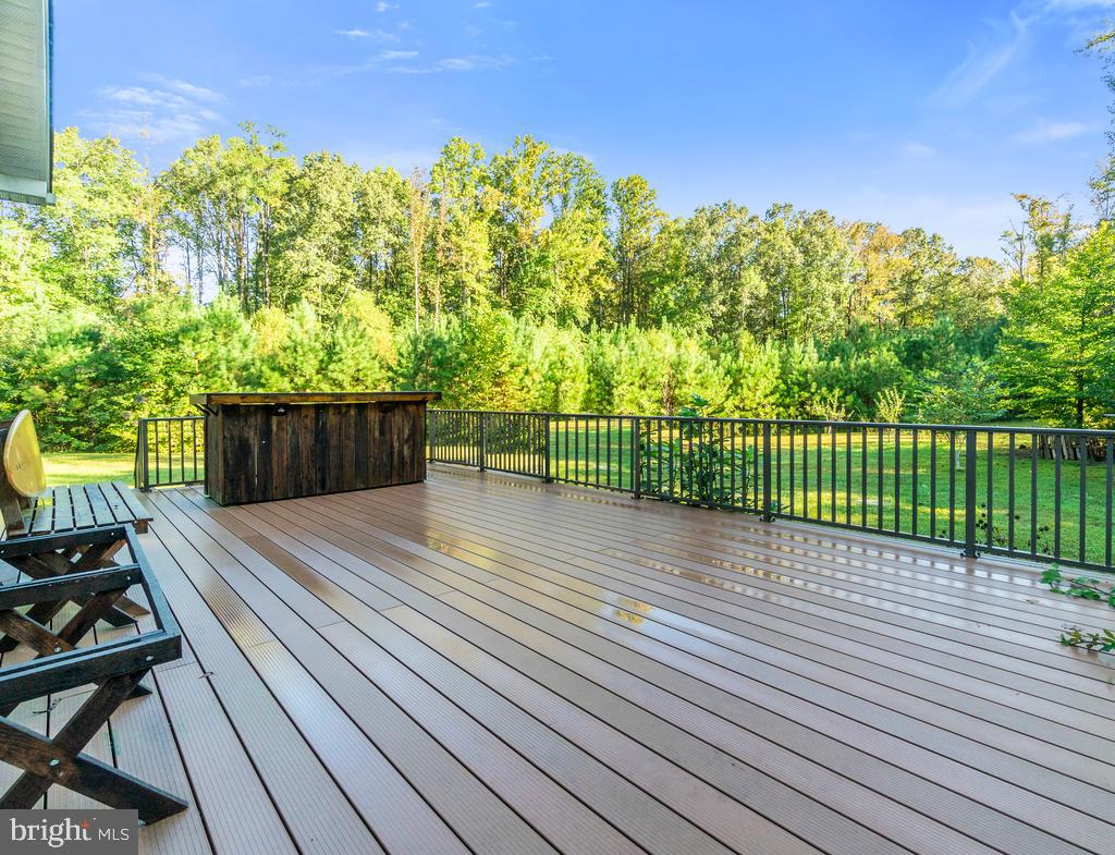 GRAY MANOR - Residential