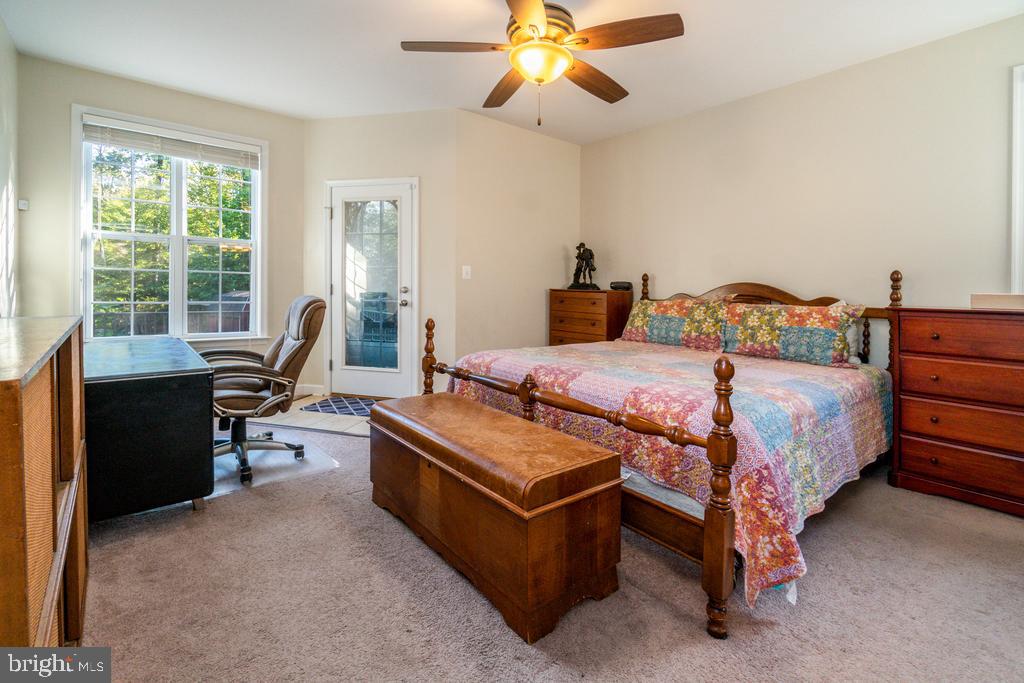 GRAY MANOR - Residential