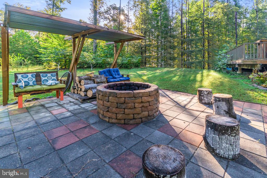 GRAY MANOR - Residential