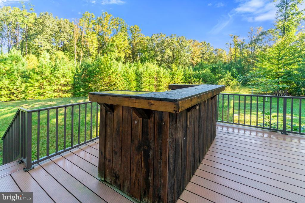 GRAY MANOR - Residential