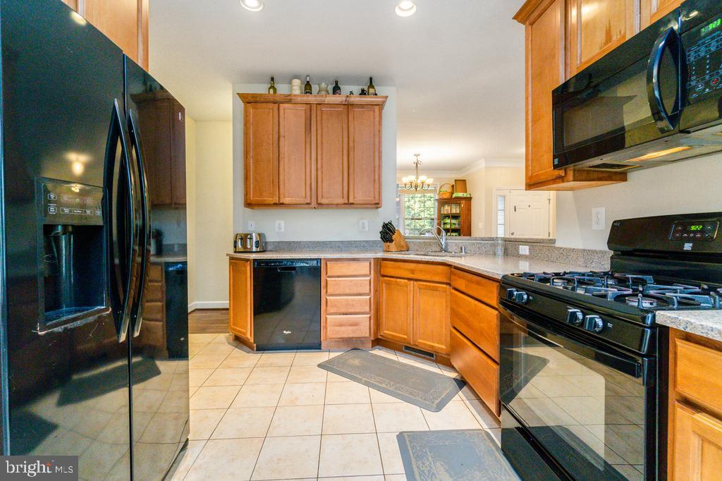 GRAY MANOR - Residential