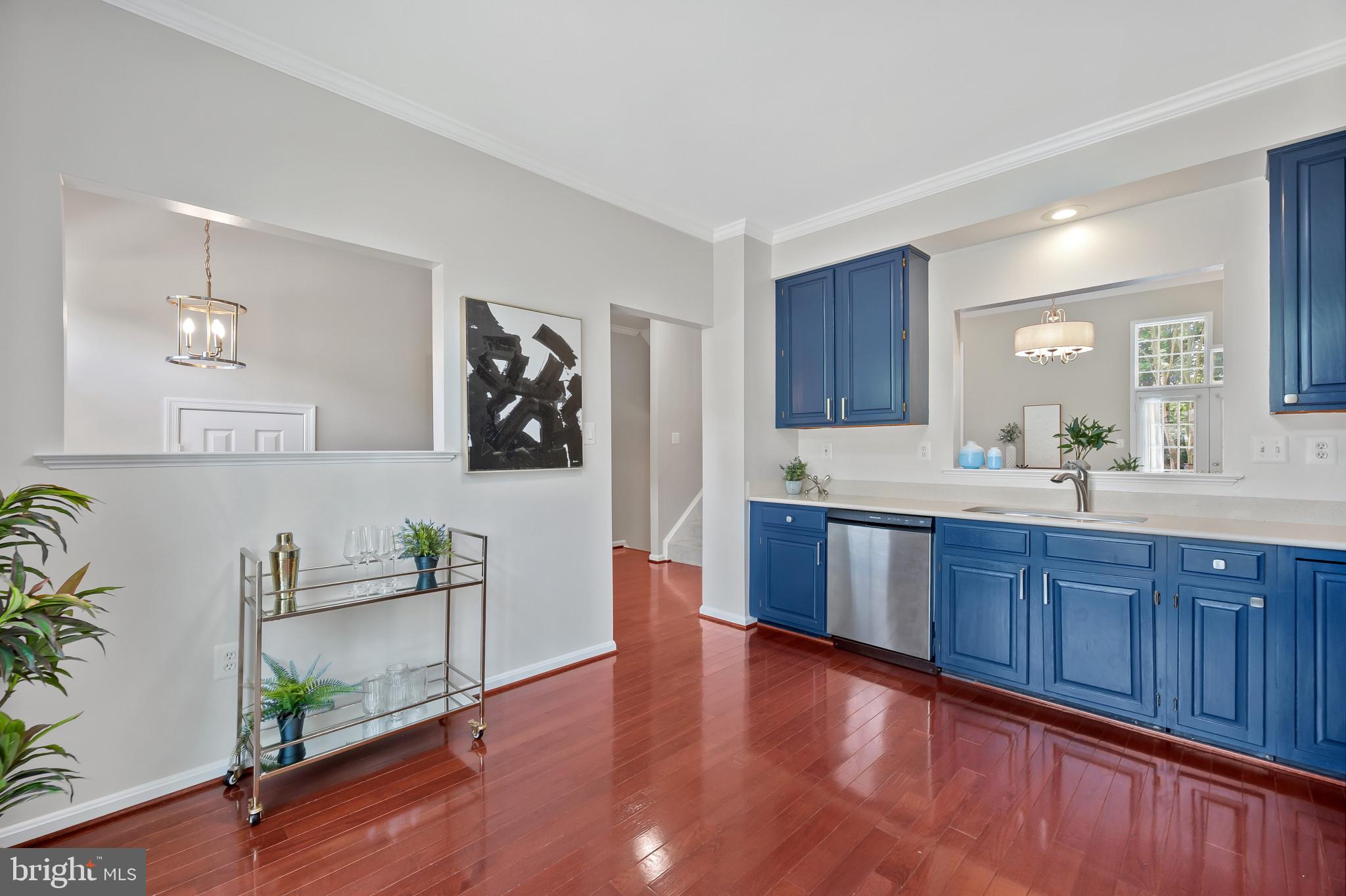 RESTON - Residential