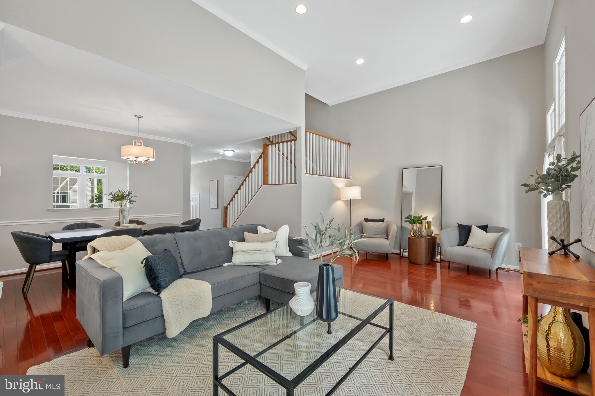 RESTON - Residential