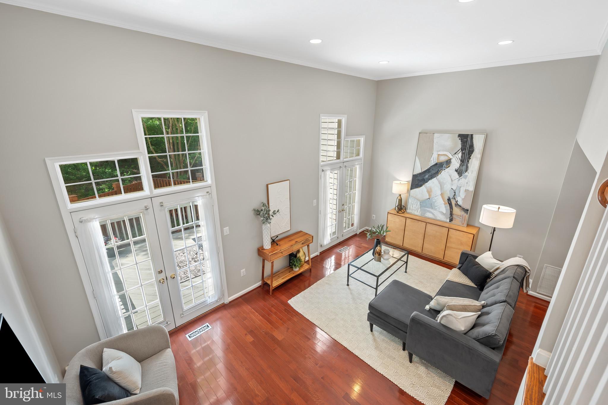 RESTON - Residential