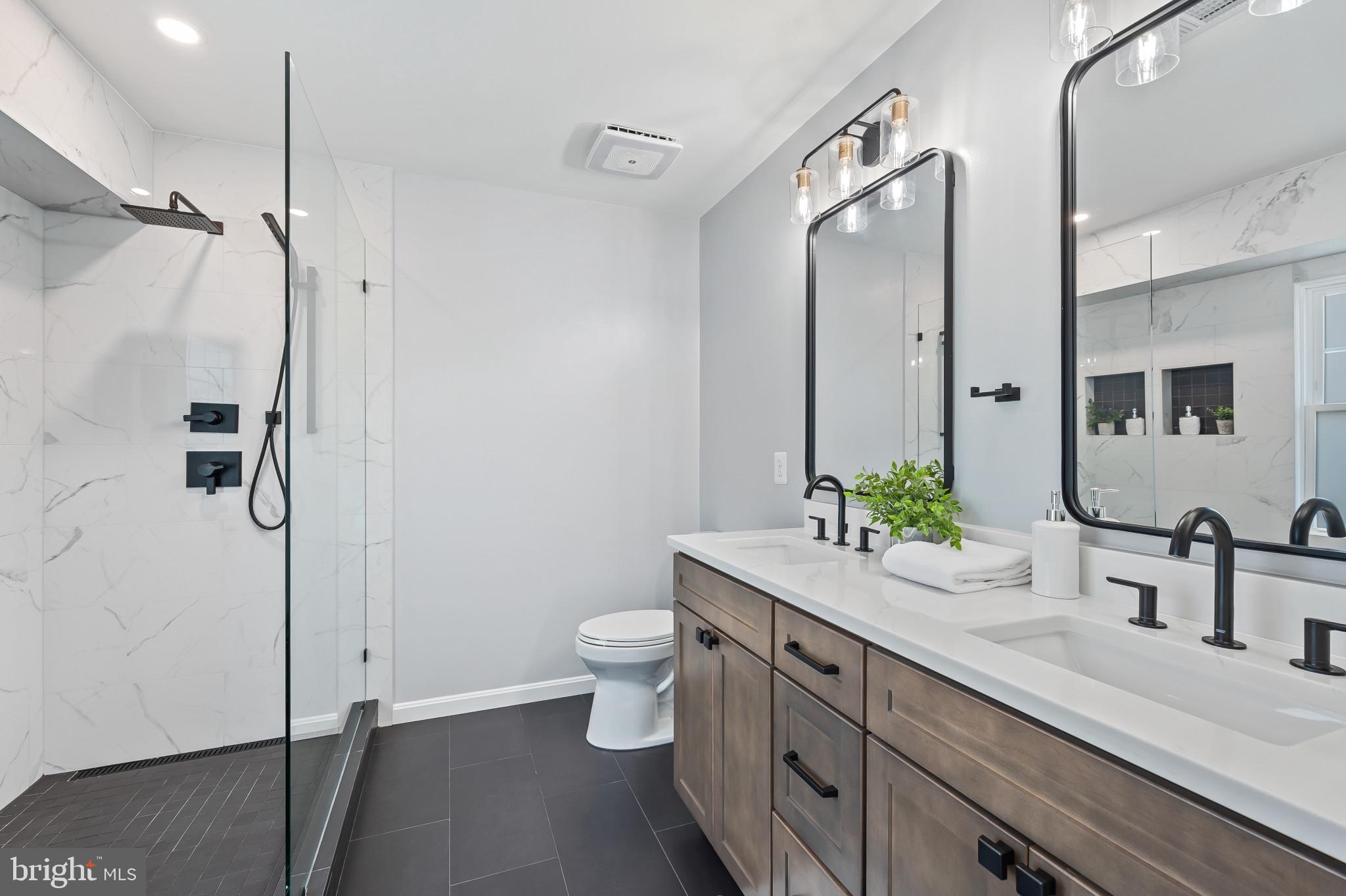 RESTON - Residential