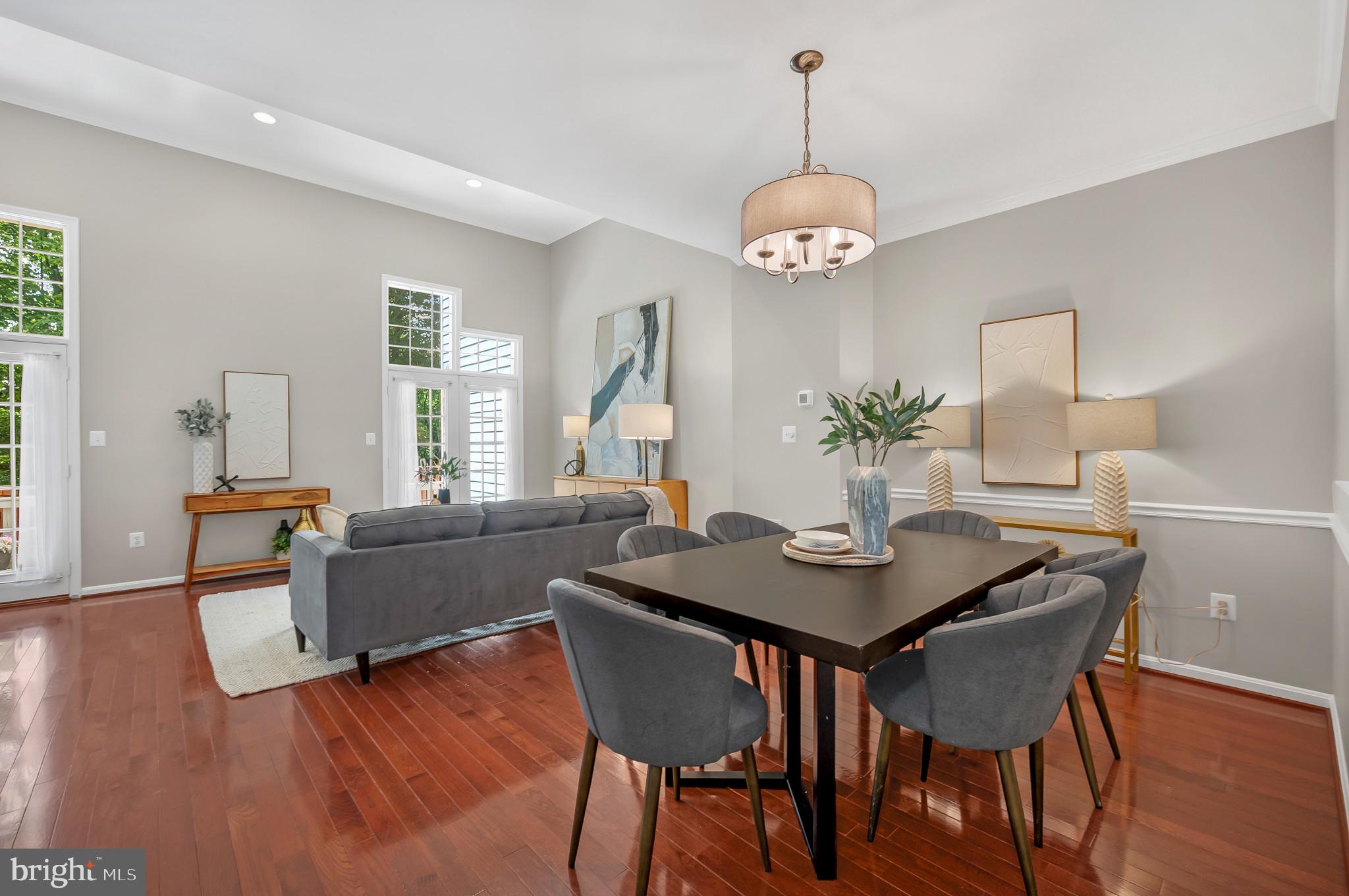 RESTON - Residential