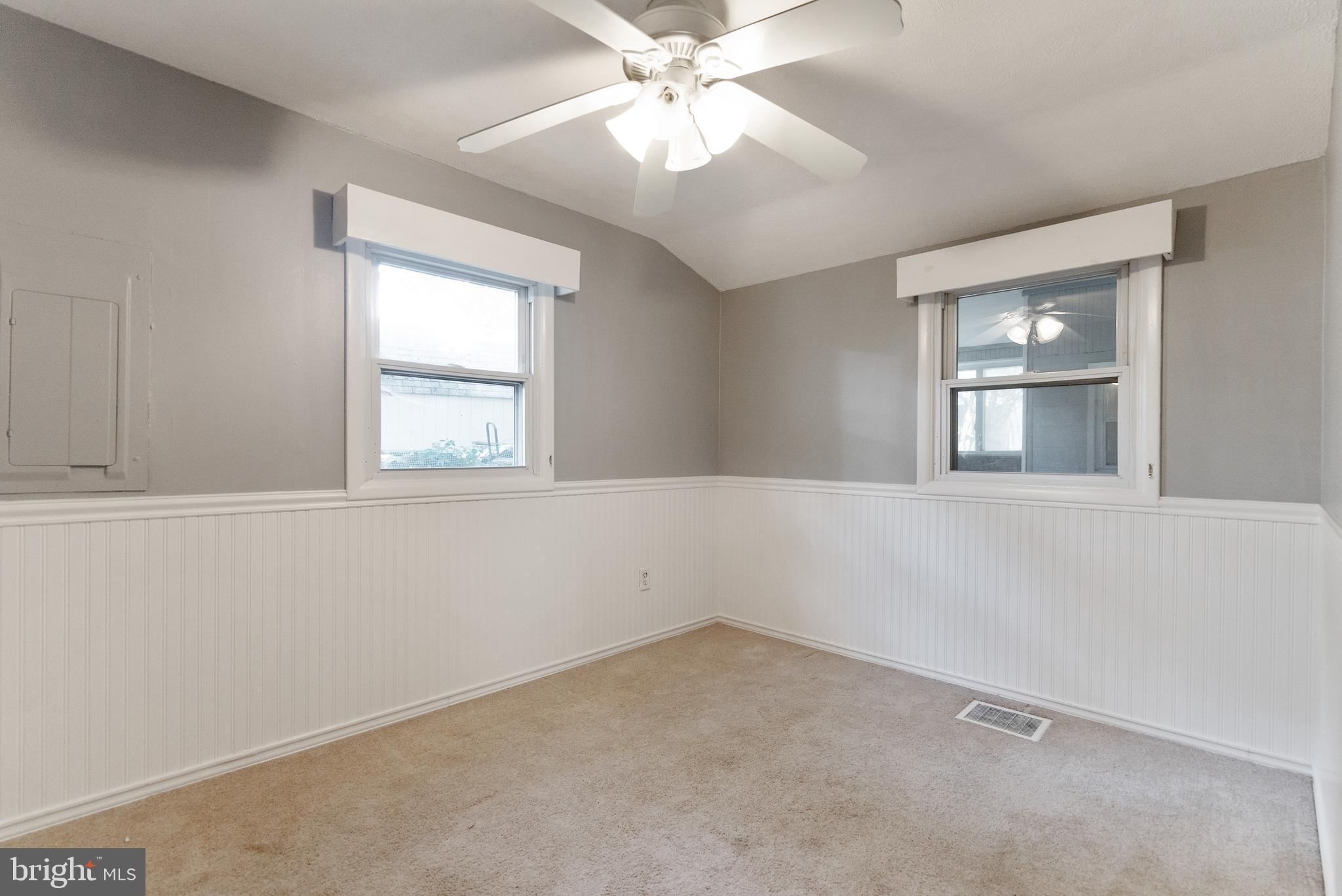 HUNTERS HARBOR - Residential